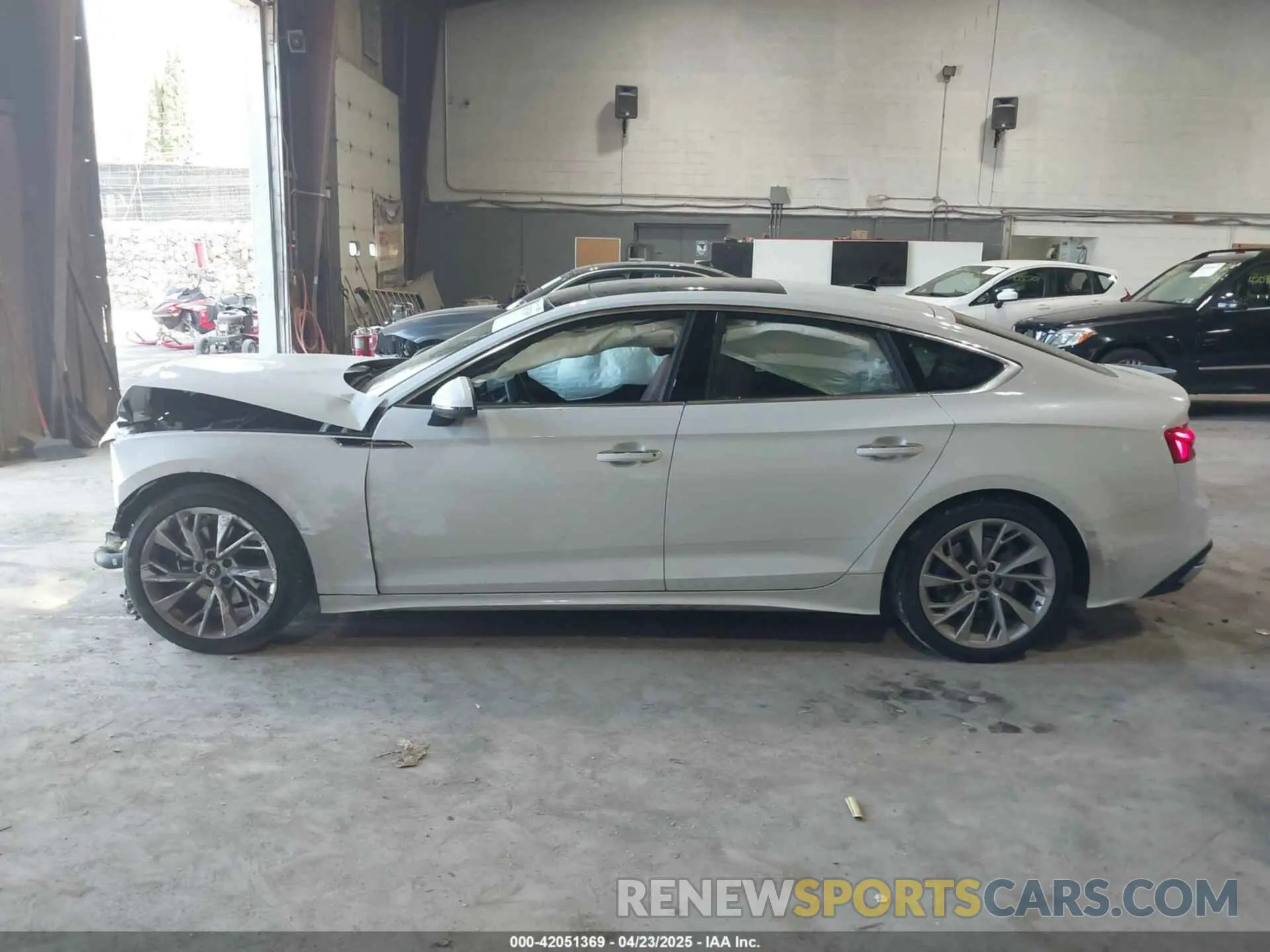15 Фотография поврежденного автомобиля WAUCBCF57MA062469 AUDI A5 SPORTBACK 2021