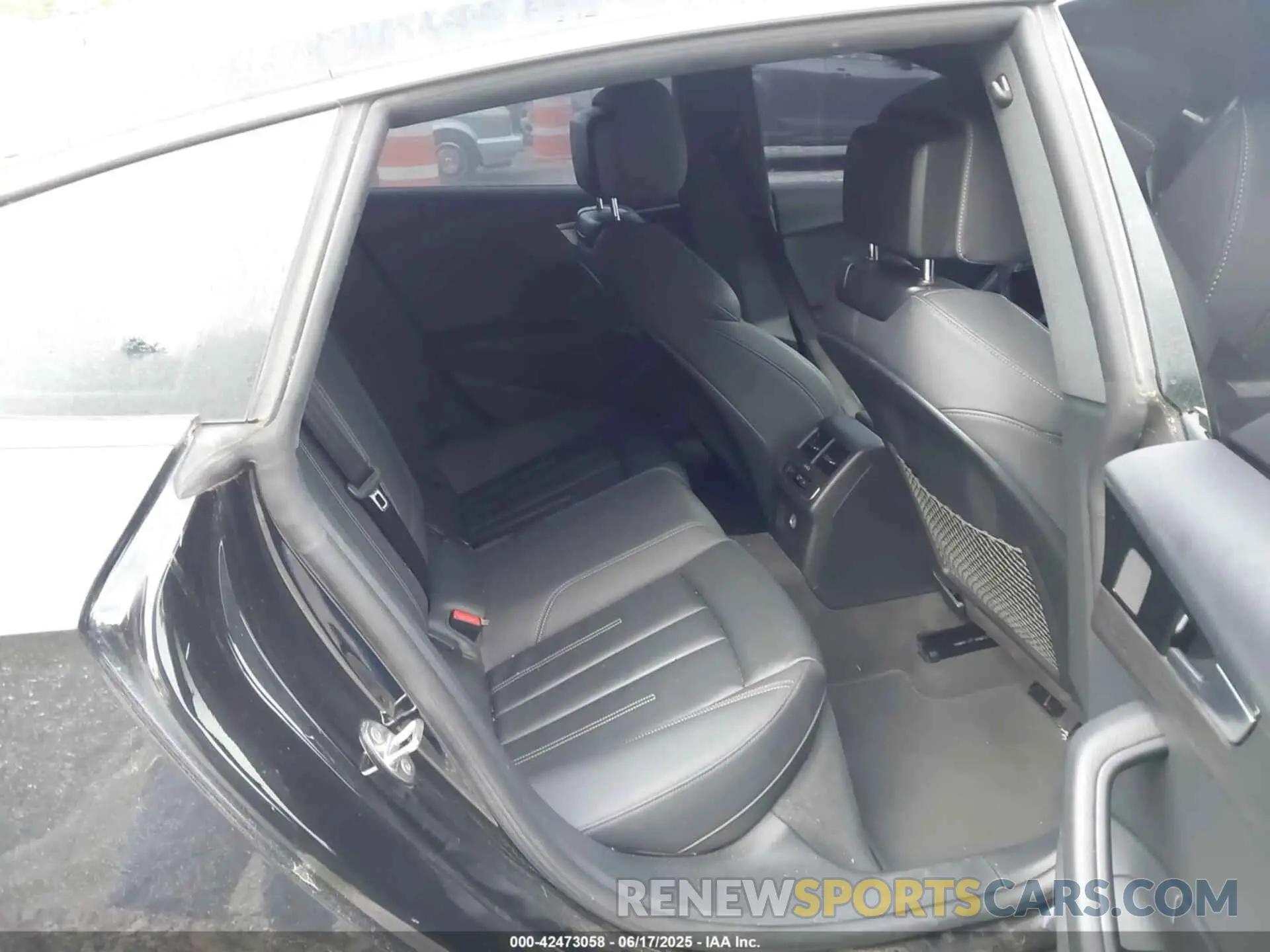 8 Фотография поврежденного автомобиля WAUDACF53MA059334 AUDI A5 SPORTBACK 2021