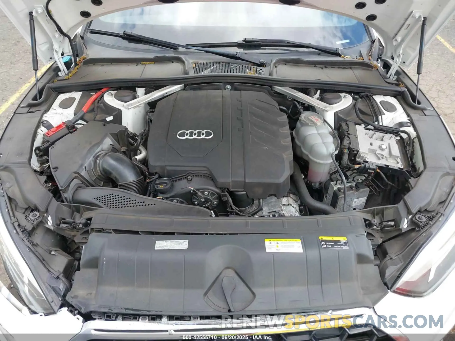 10 Photograph of a damaged car WAUDACF55MA020955 AUDI A5 SPORTBACK 2021
