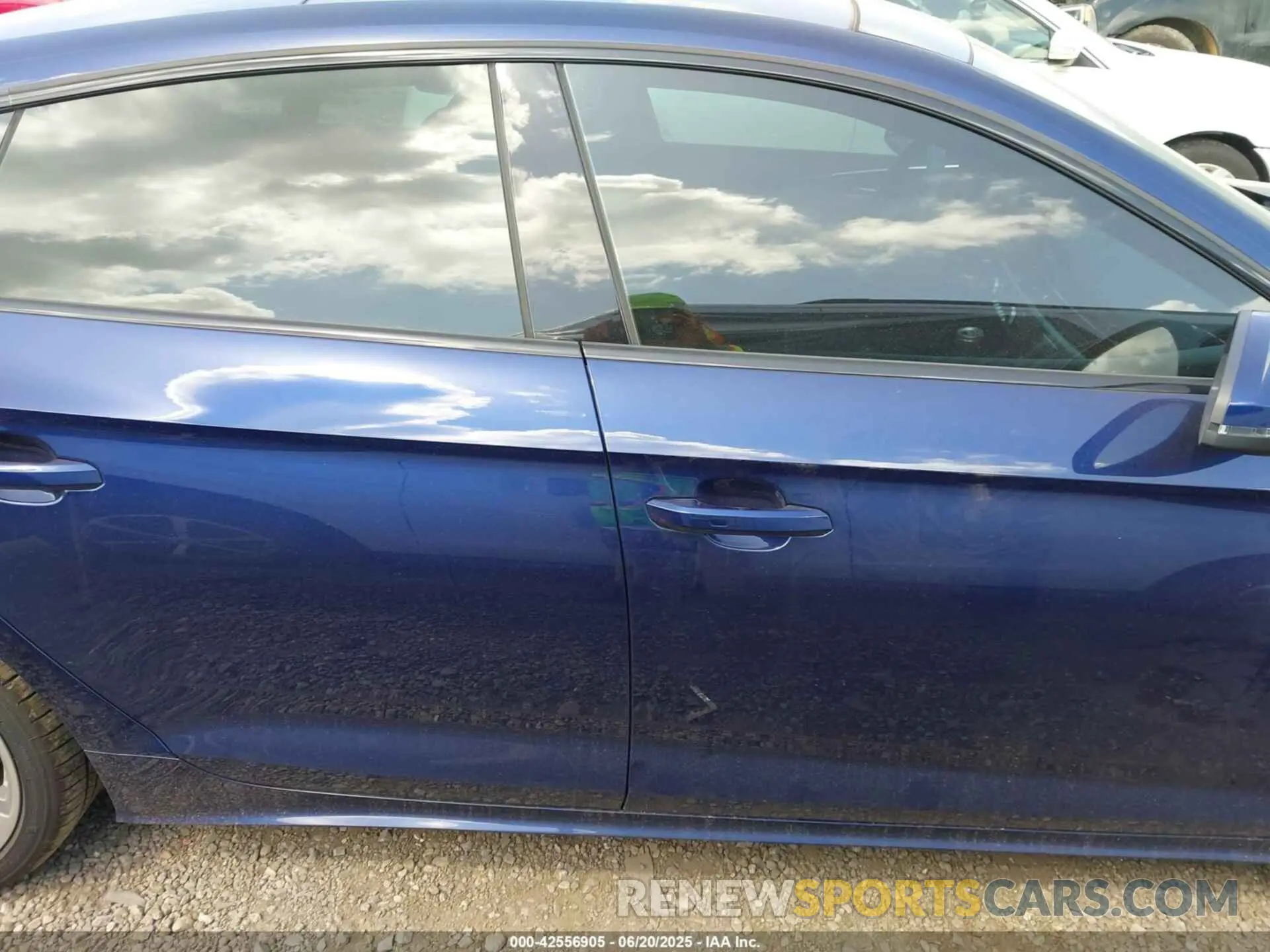12 Фотография поврежденного автомобиля WAUEACF53MA003365 AUDI A5 SPORTBACK 2021