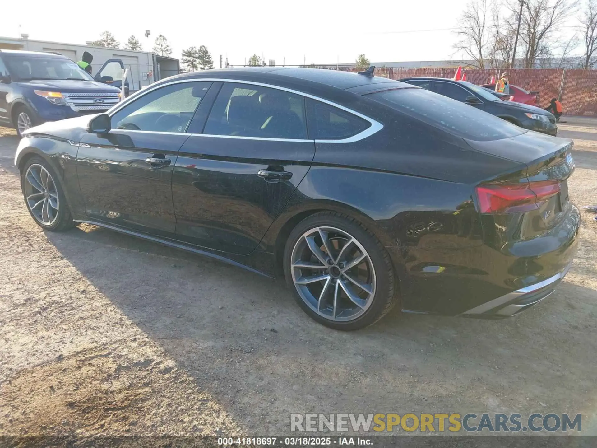 3 Фотография поврежденного автомобиля WAUFACF57MA020805 AUDI A5 SPORTBACK 2021