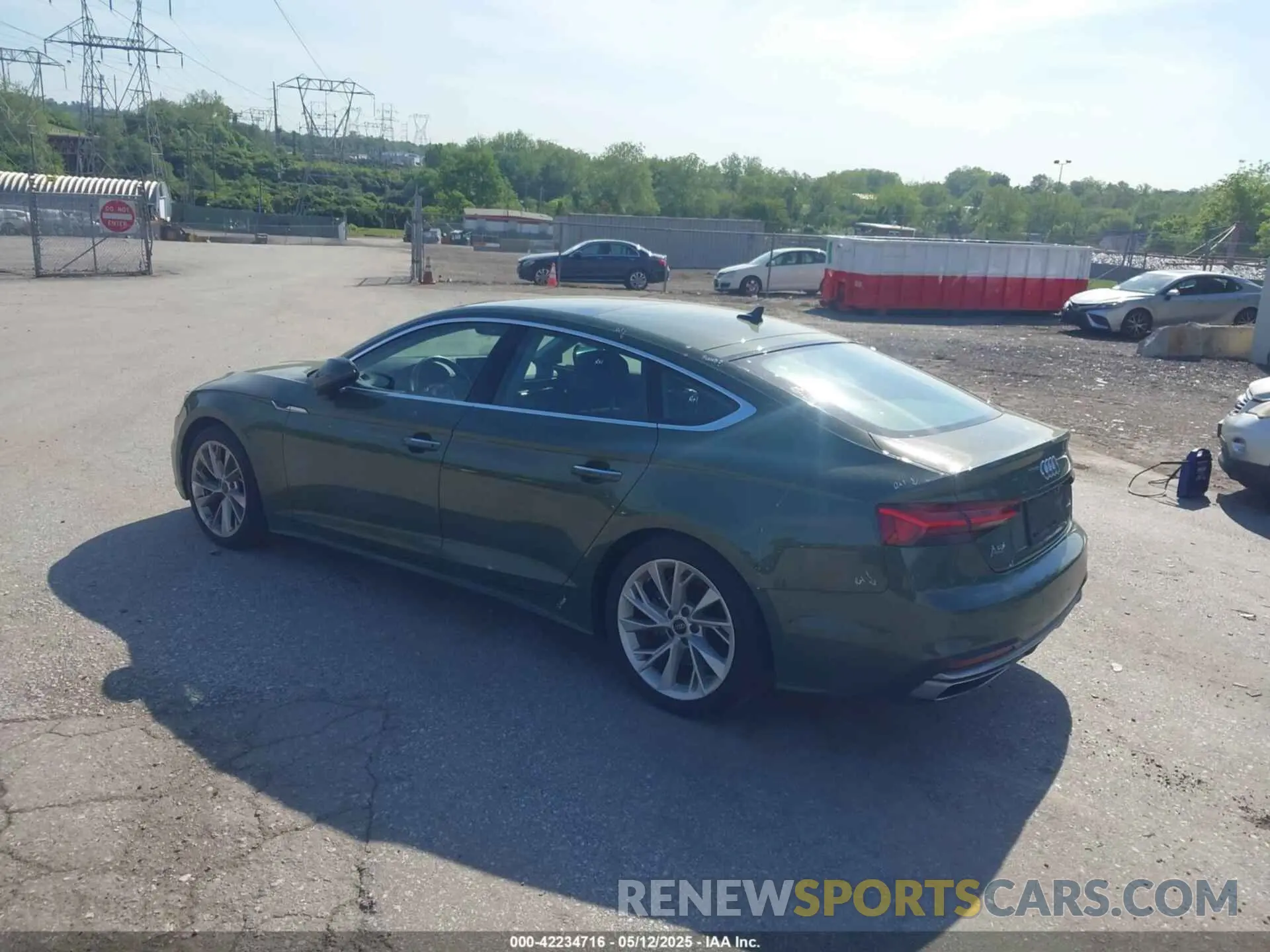 3 Photograph of a damaged car WAUCBCF50NA032585 AUDI A5 SPORTBACK 2022