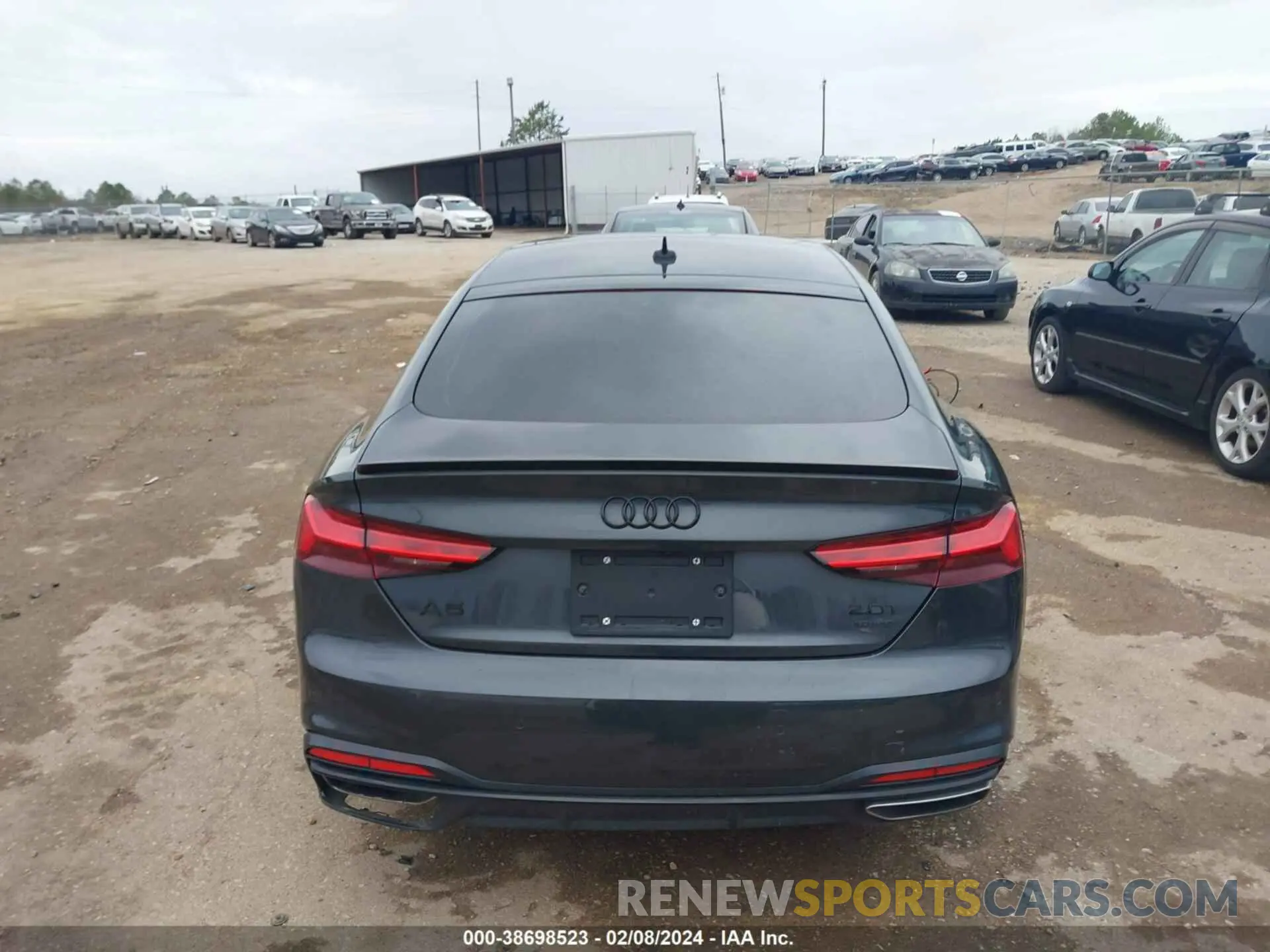 15 Фотография поврежденного автомобиля WAUCBCF57NA029411 AUDI A5 SPORTBACK 2022