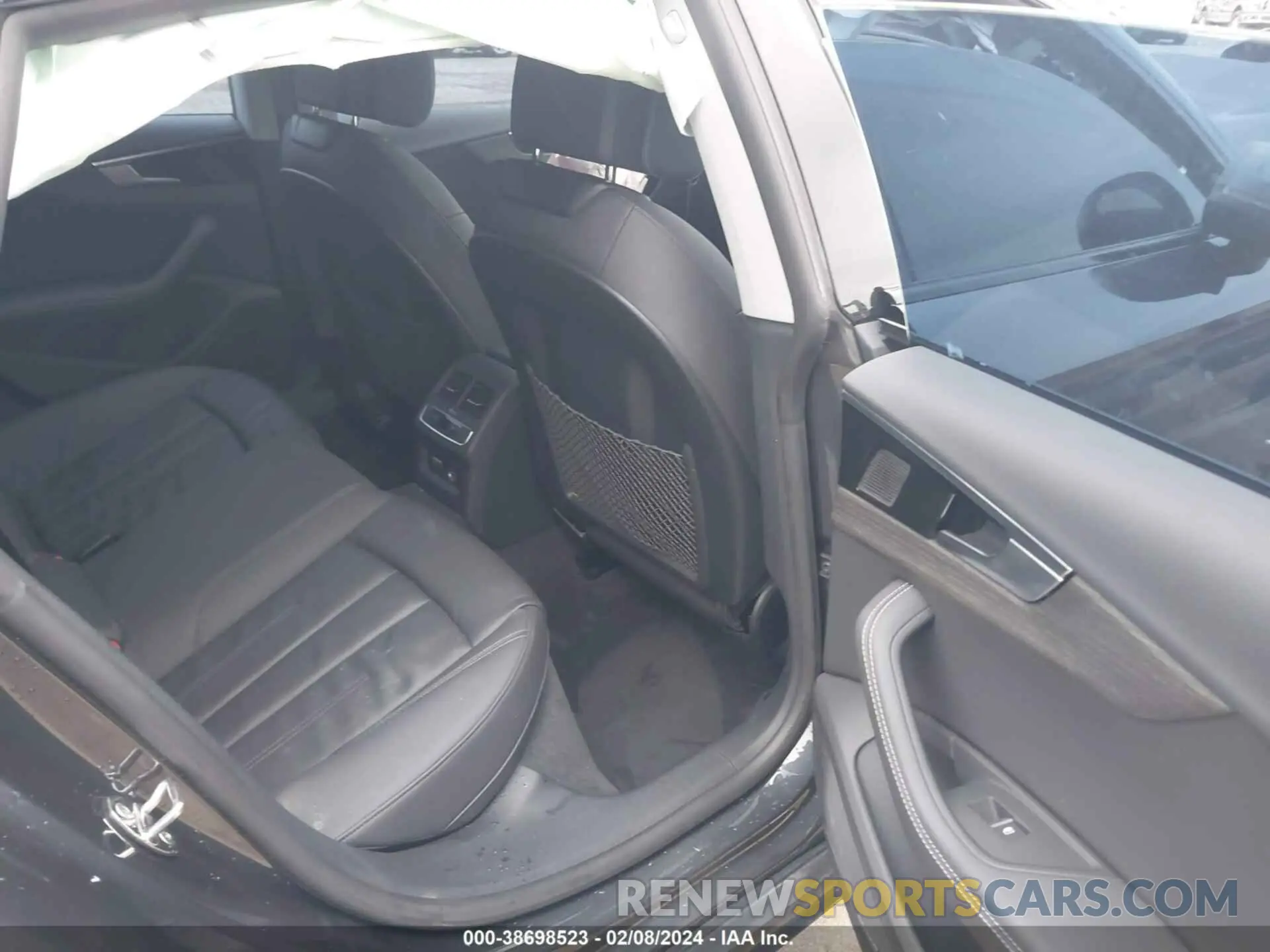 8 Фотография поврежденного автомобиля WAUCBCF57NA029411 AUDI A5 SPORTBACK 2022