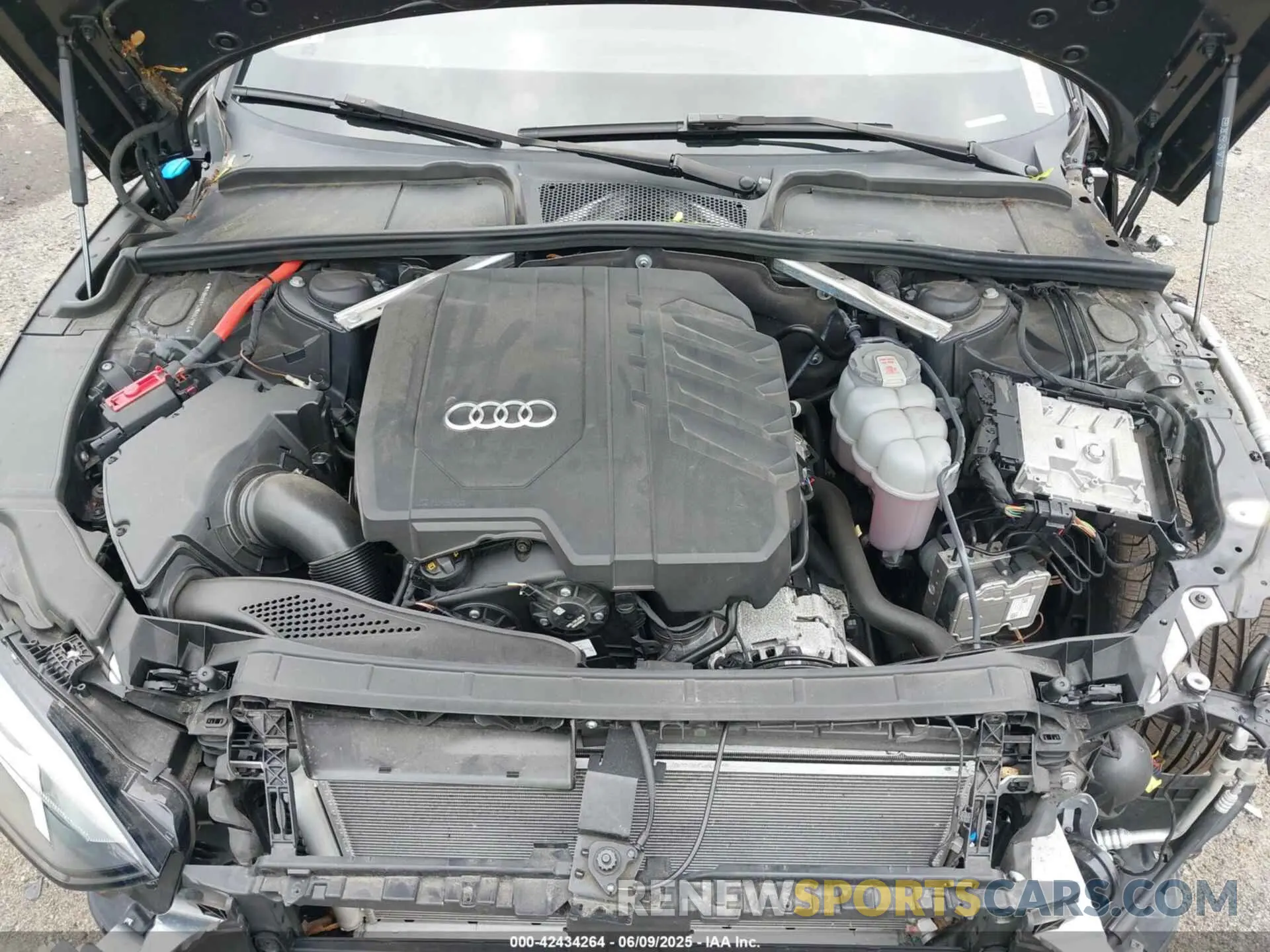 10 Photograph of a damaged car WAUDACF52NA029856 AUDI A5 SPORTBACK 2022