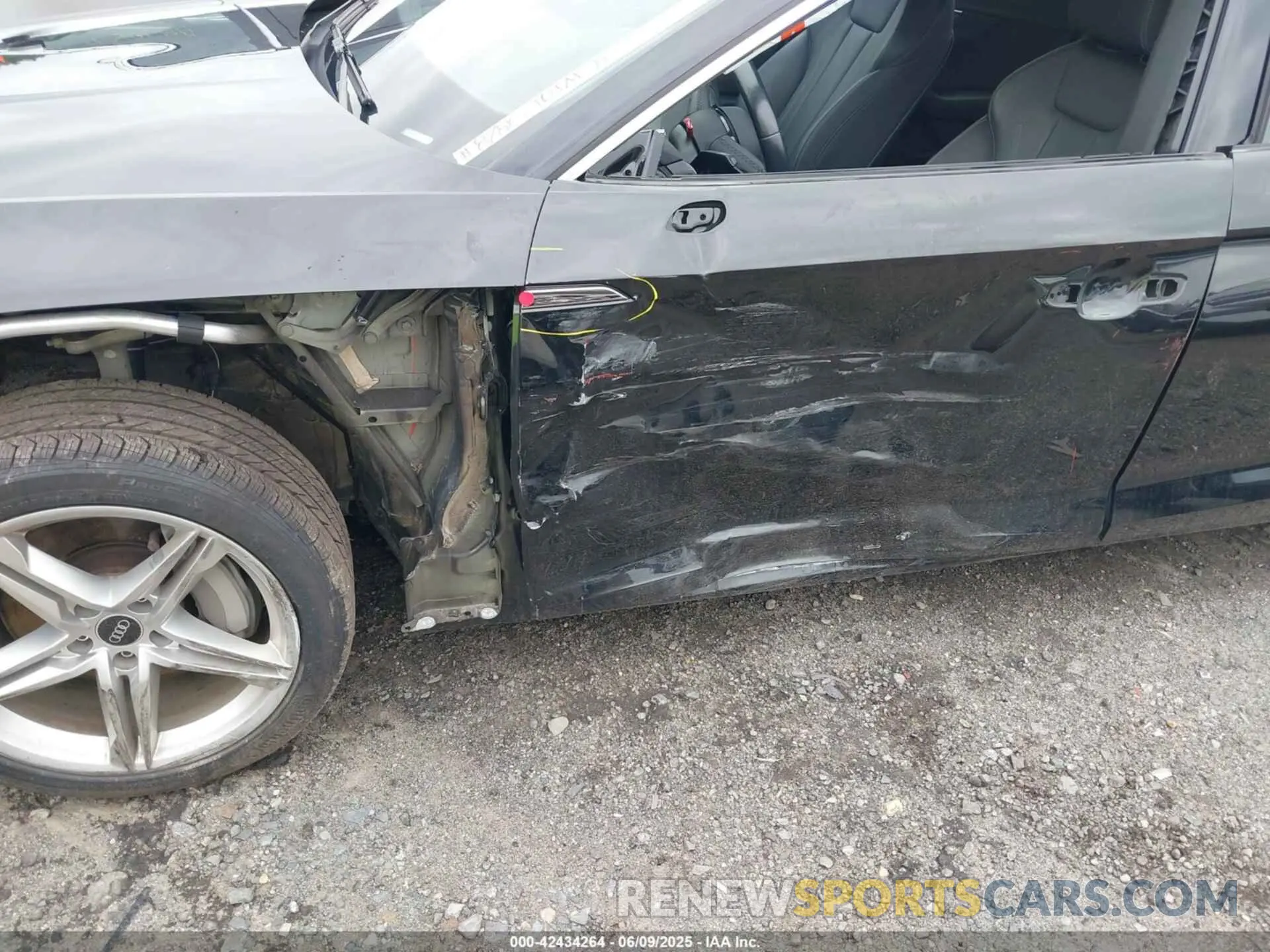6 Photograph of a damaged car WAUDACF52NA029856 AUDI A5 SPORTBACK 2022