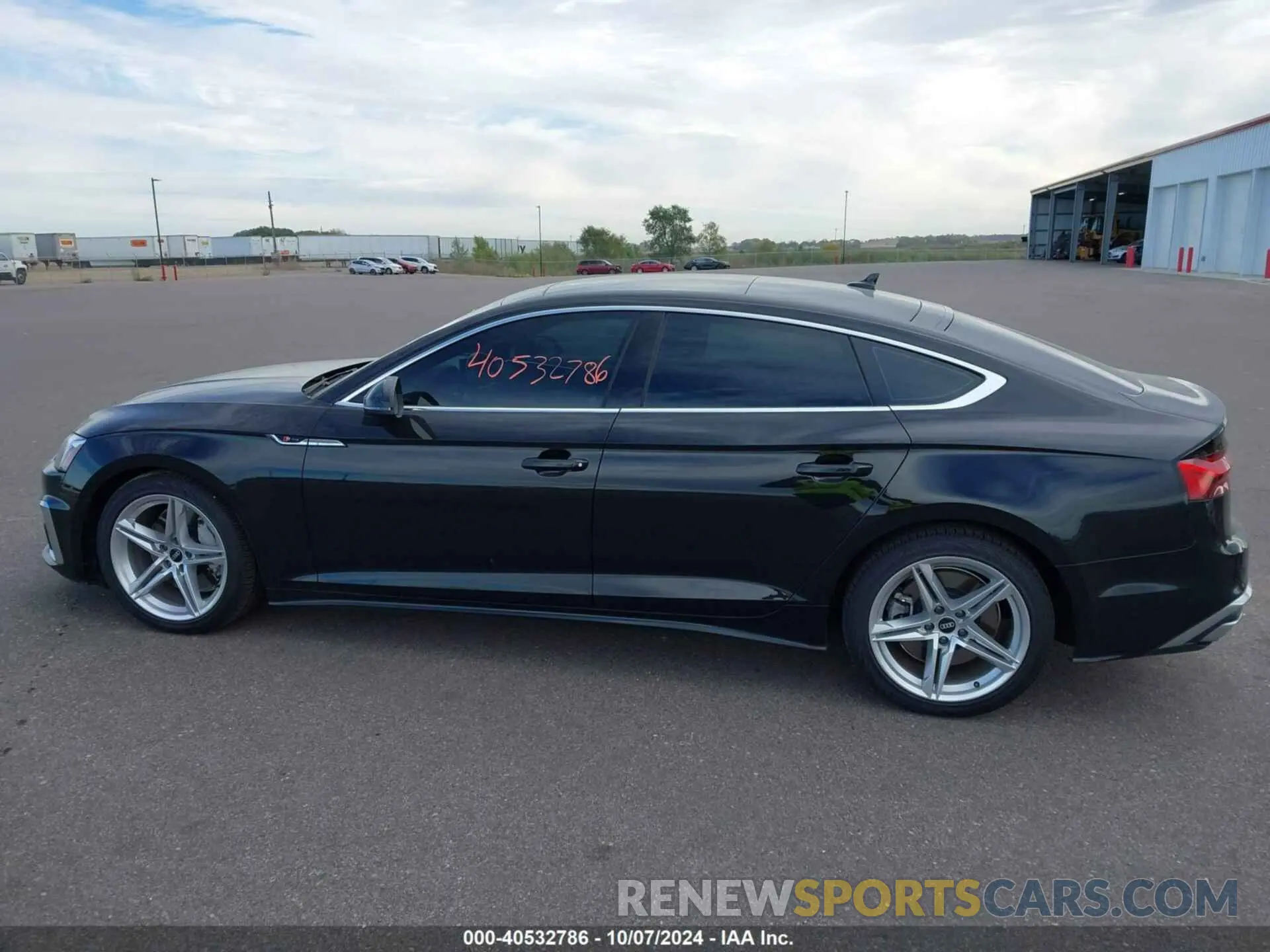 14 Photograph of a damaged car WAUDACF57NA010171 AUDI A5 SPORTBACK 2022