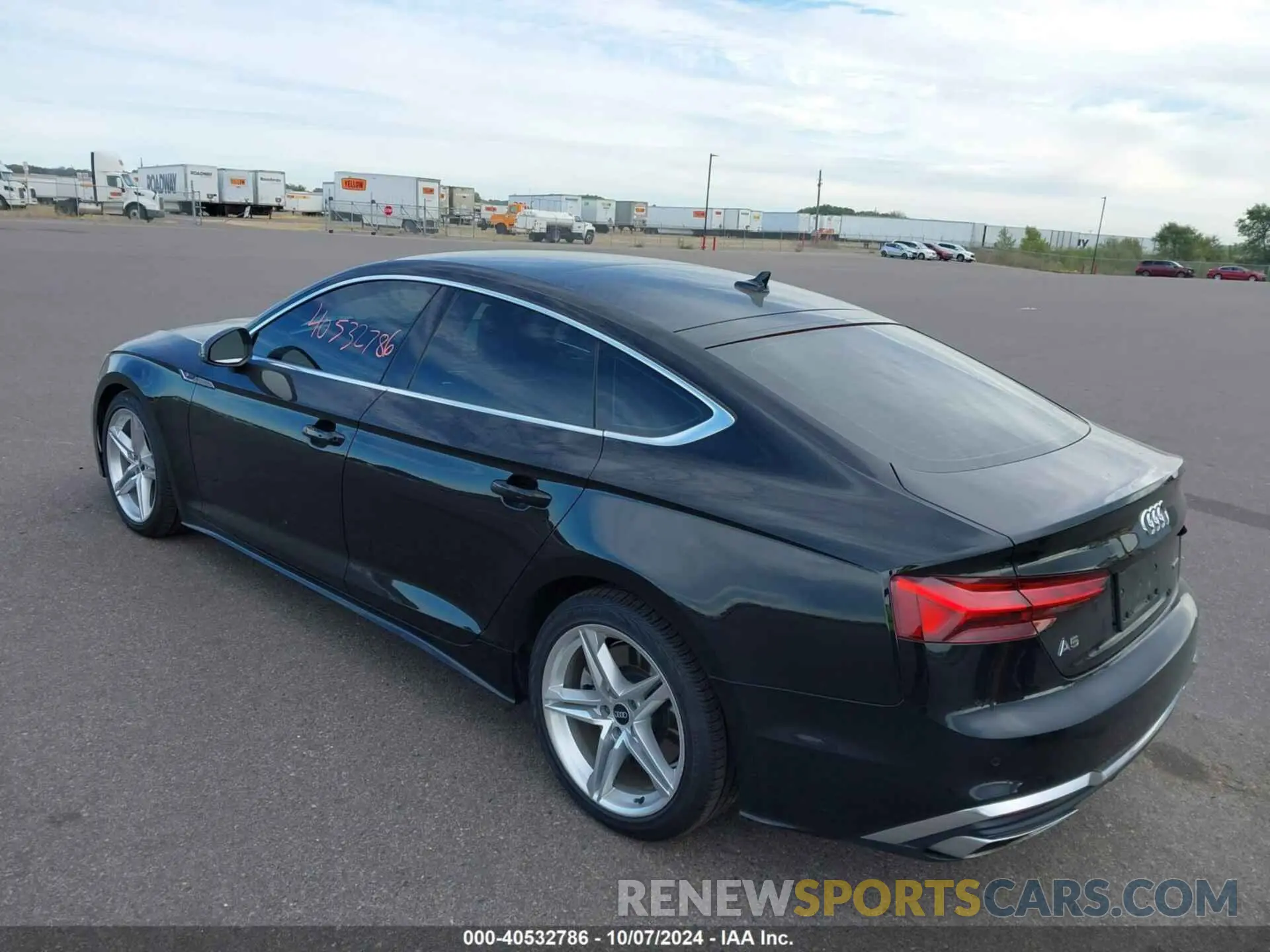 3 Photograph of a damaged car WAUDACF57NA010171 AUDI A5 SPORTBACK 2022