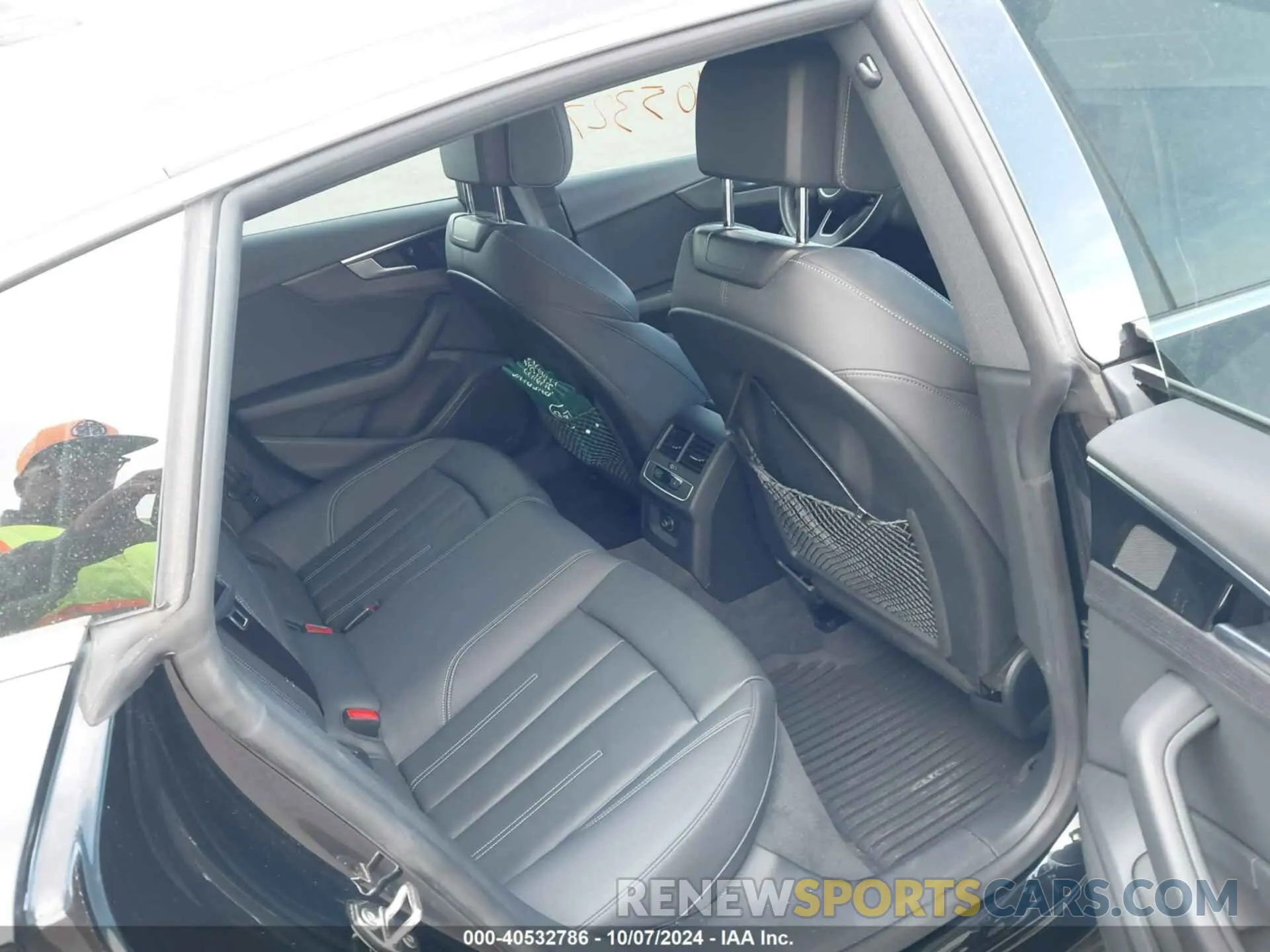 8 Photograph of a damaged car WAUDACF57NA010171 AUDI A5 SPORTBACK 2022