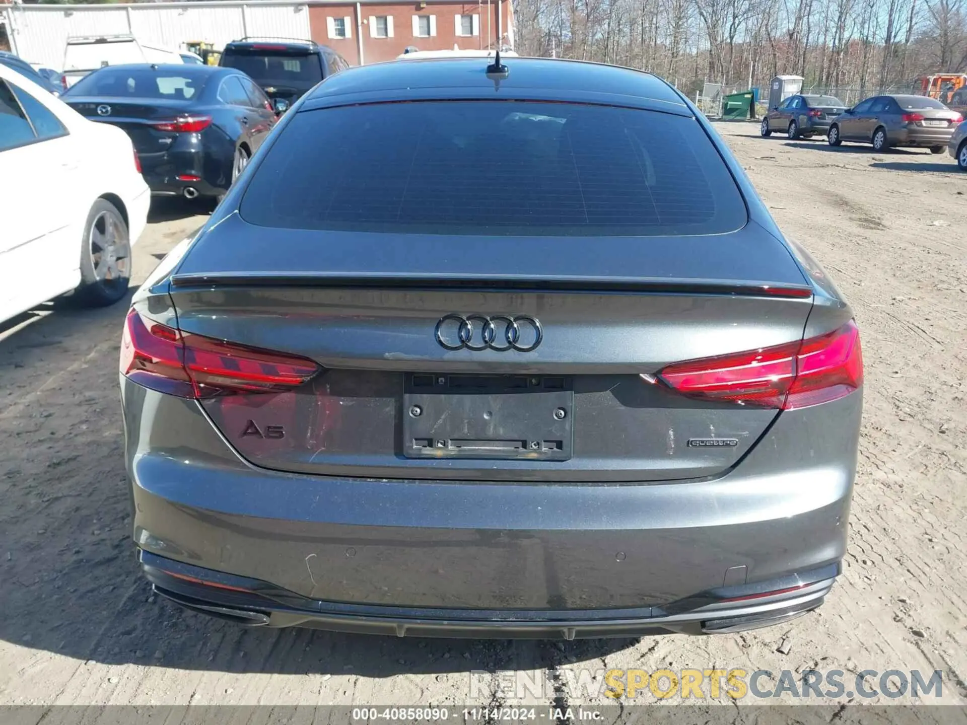 16 Photograph of a damaged car WAUEACF55NA019388 AUDI A5 SPORTBACK 2022