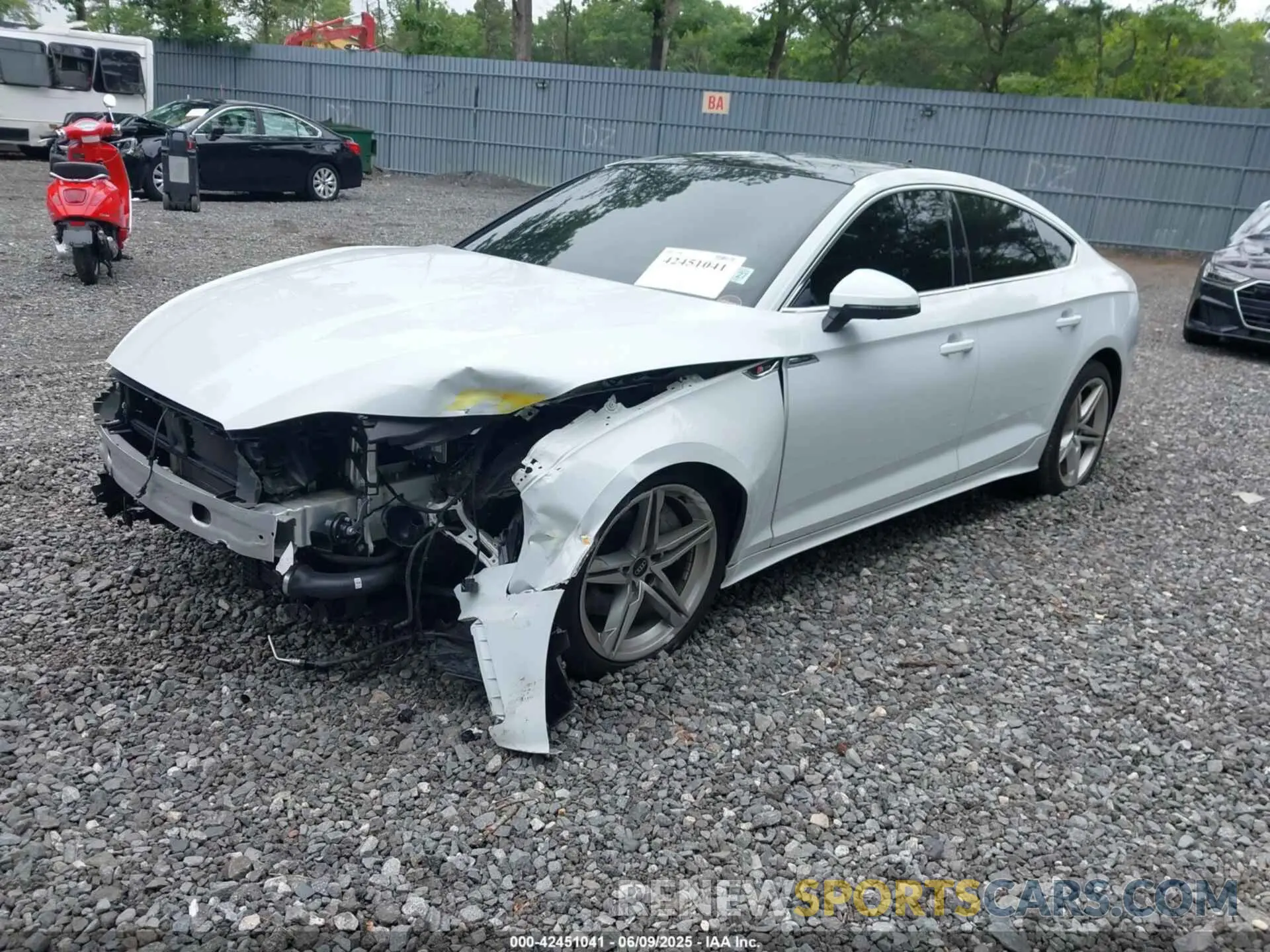 2 Фотография поврежденного автомобиля WAUFACF53NA016364 AUDI A5 SPORTBACK 2022