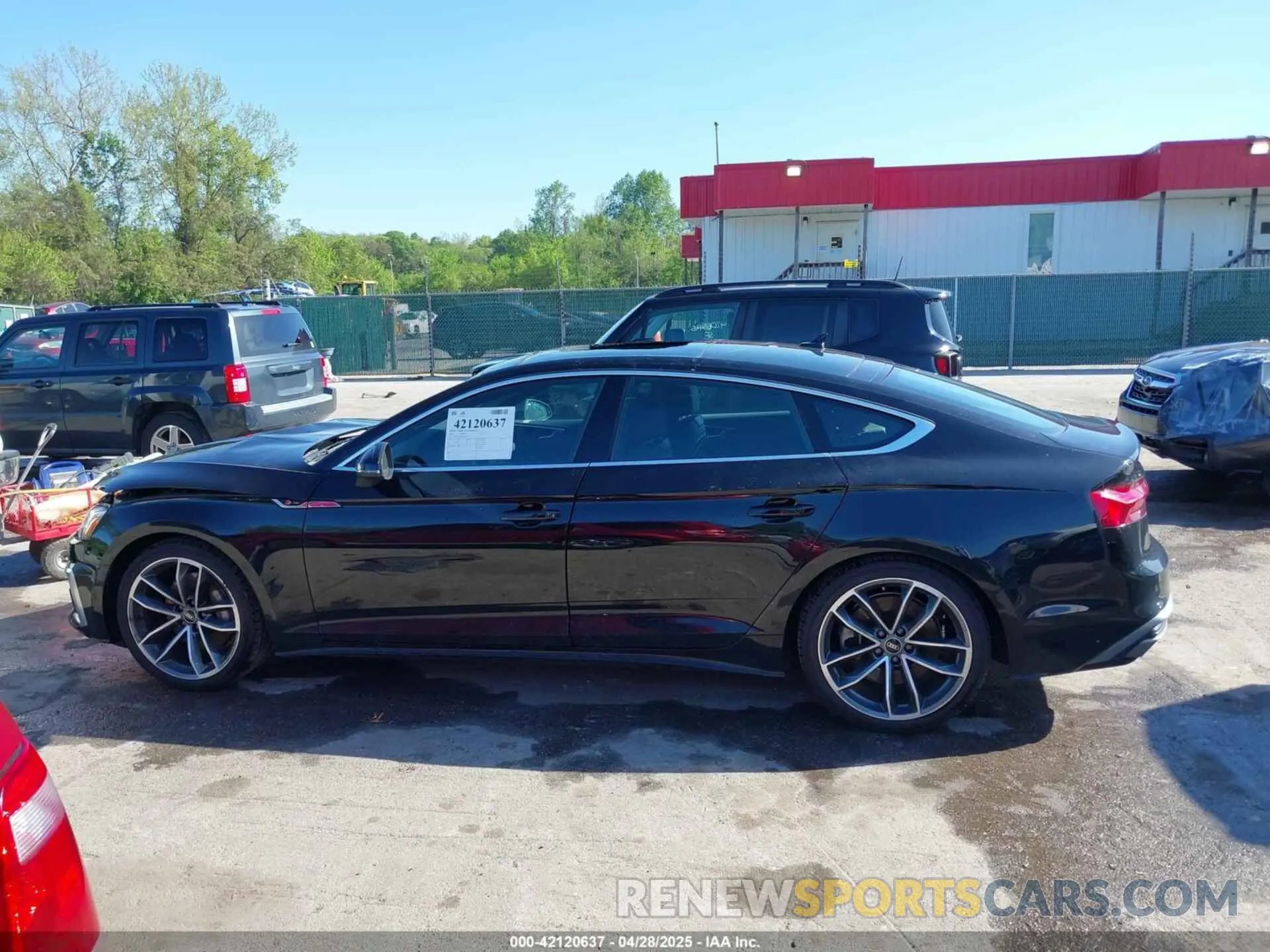14 Фотография поврежденного автомобиля WAUFACF5XNA015812 AUDI A5 SPORTBACK 2022