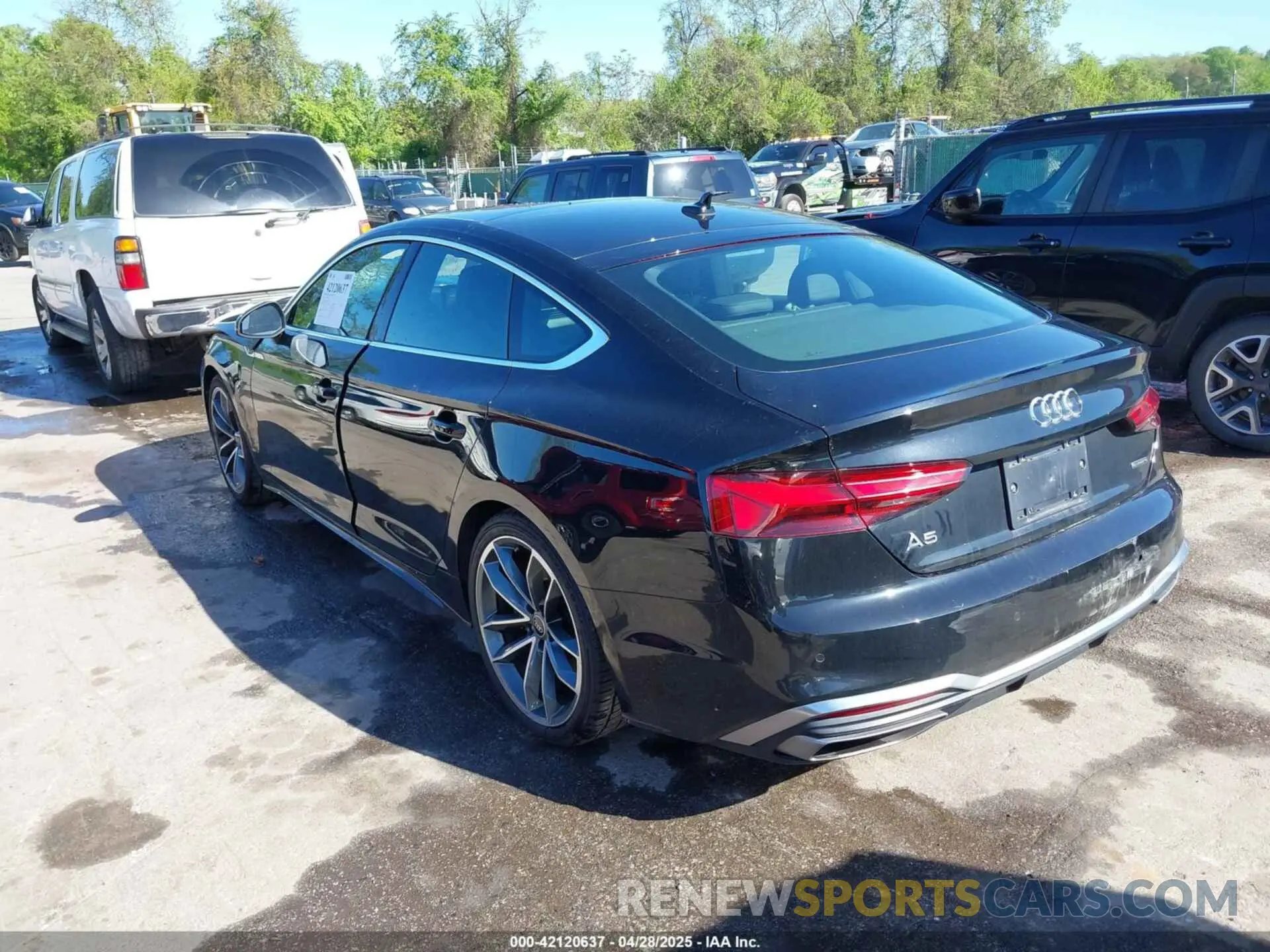 3 Фотография поврежденного автомобиля WAUFACF5XNA015812 AUDI A5 SPORTBACK 2022