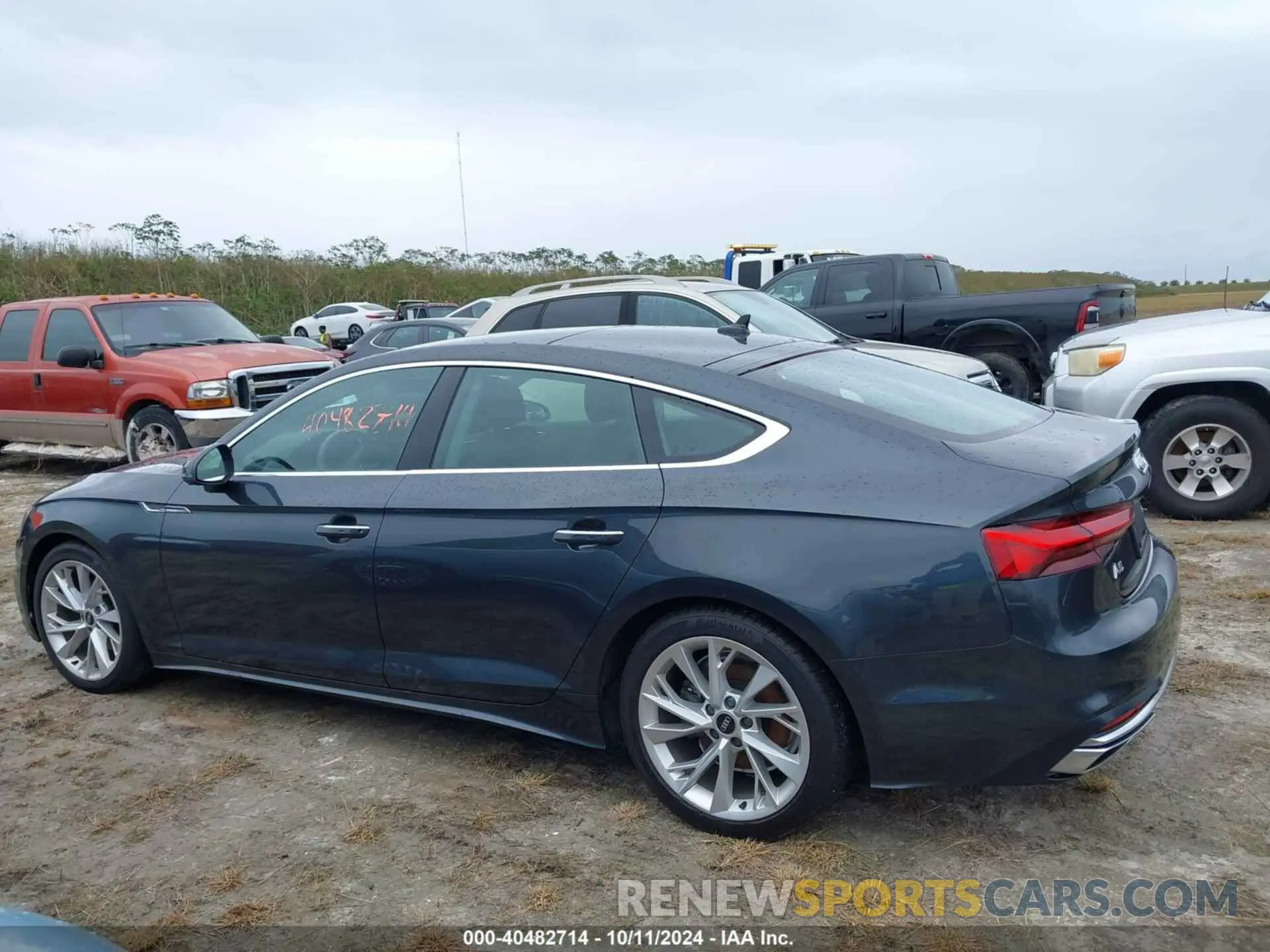 14 Photograph of a damaged car WAUCBCF57PA006505 AUDI A5 SPORTBACK 2023