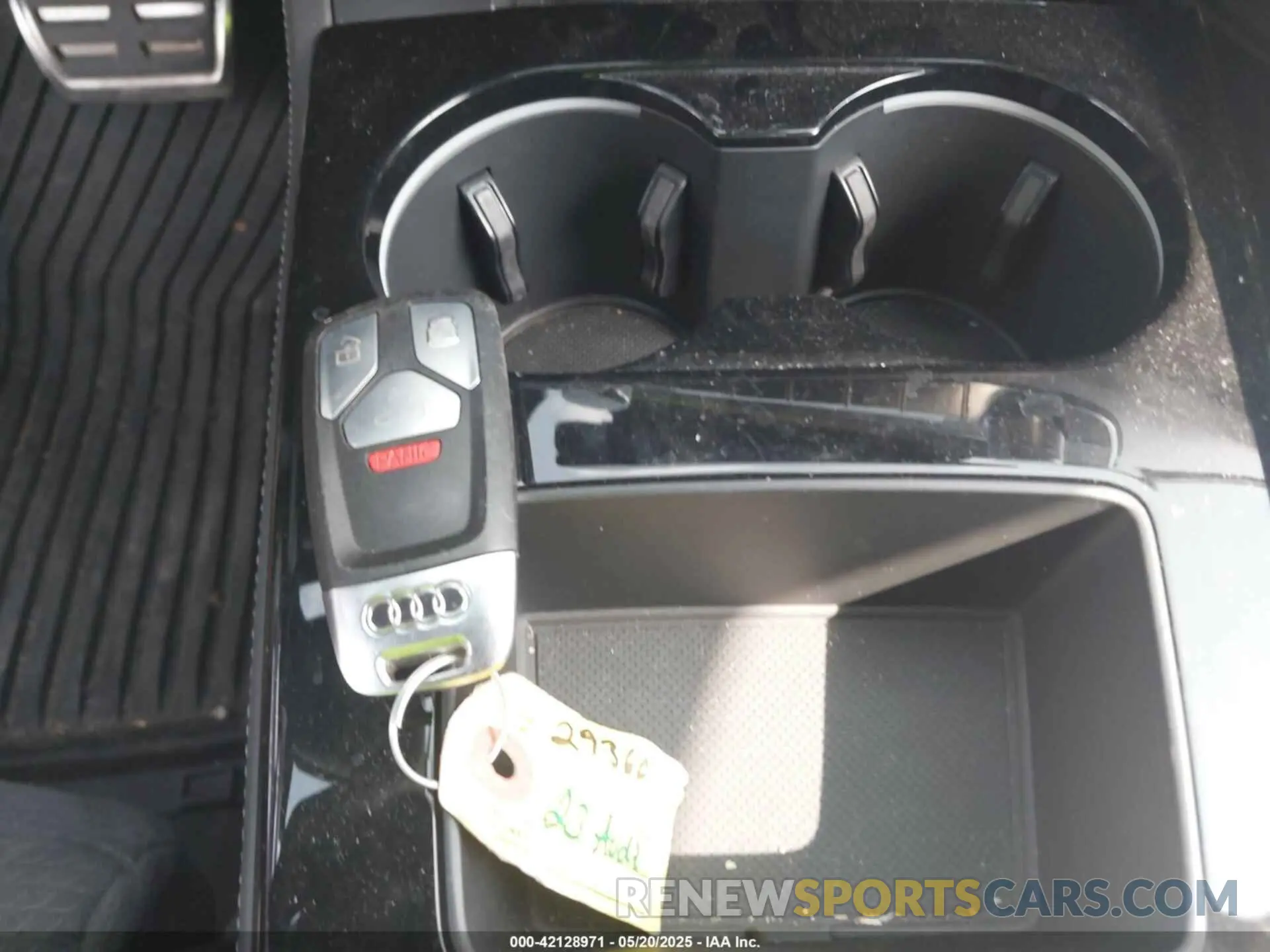 11 Фотография поврежденного автомобиля WAUFACF50PA022853 AUDI A5 SPORTBACK 2023