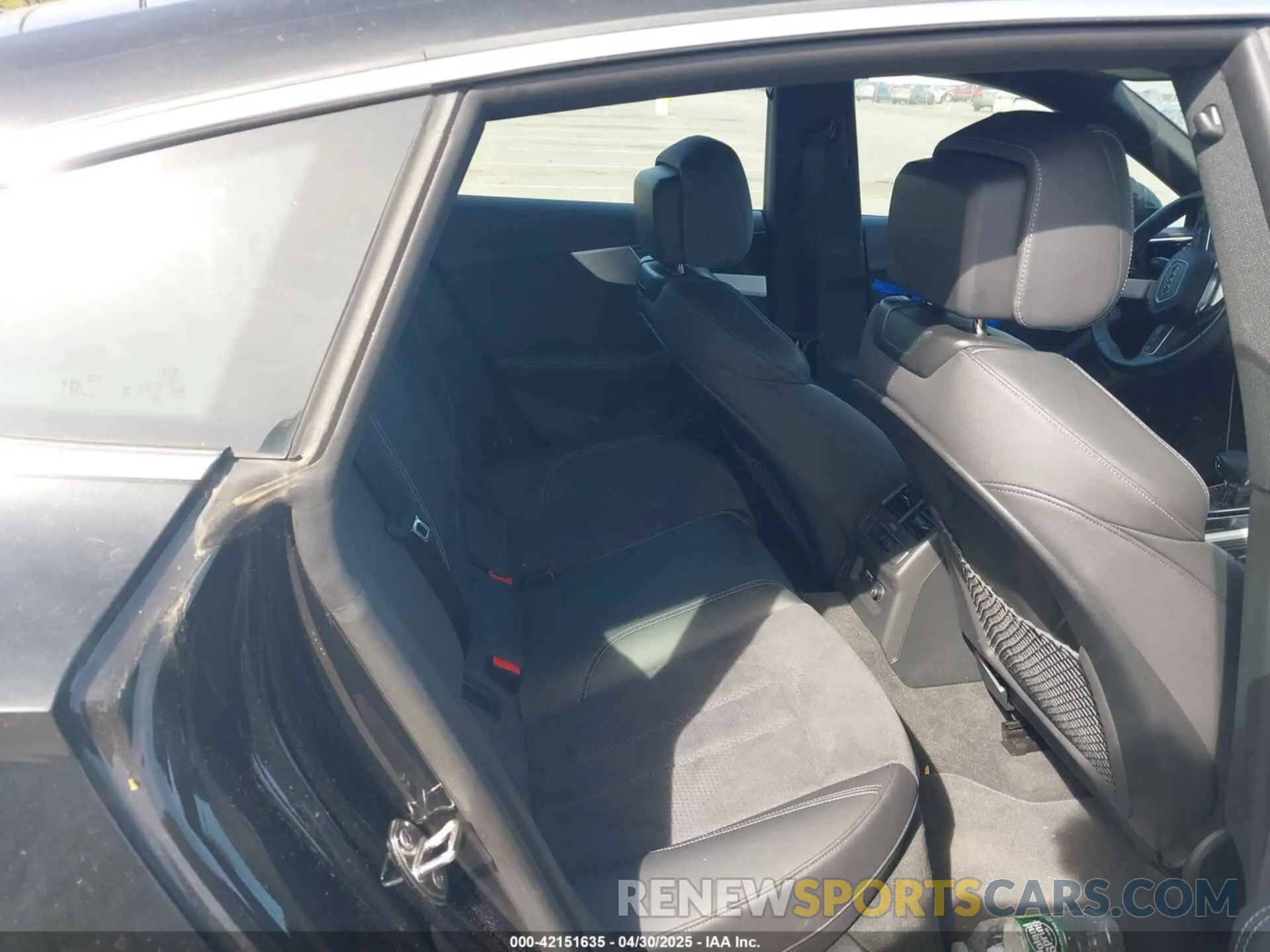 8 Photograph of a damaged car WAUFACF52PA015824 AUDI A5 SPORTBACK 2023