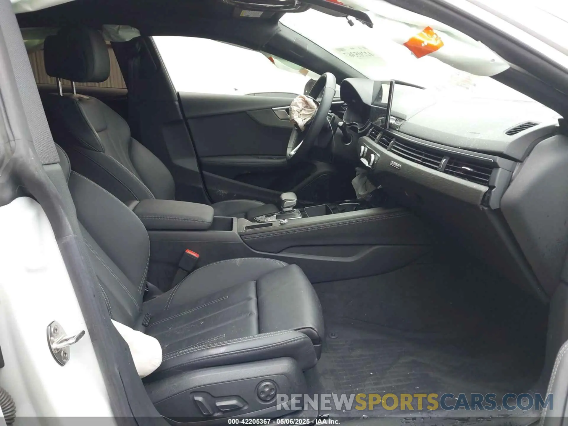 5 Photograph of a damaged car WAUFACF5XPA064494 AUDI A5 SPORTBACK 2023