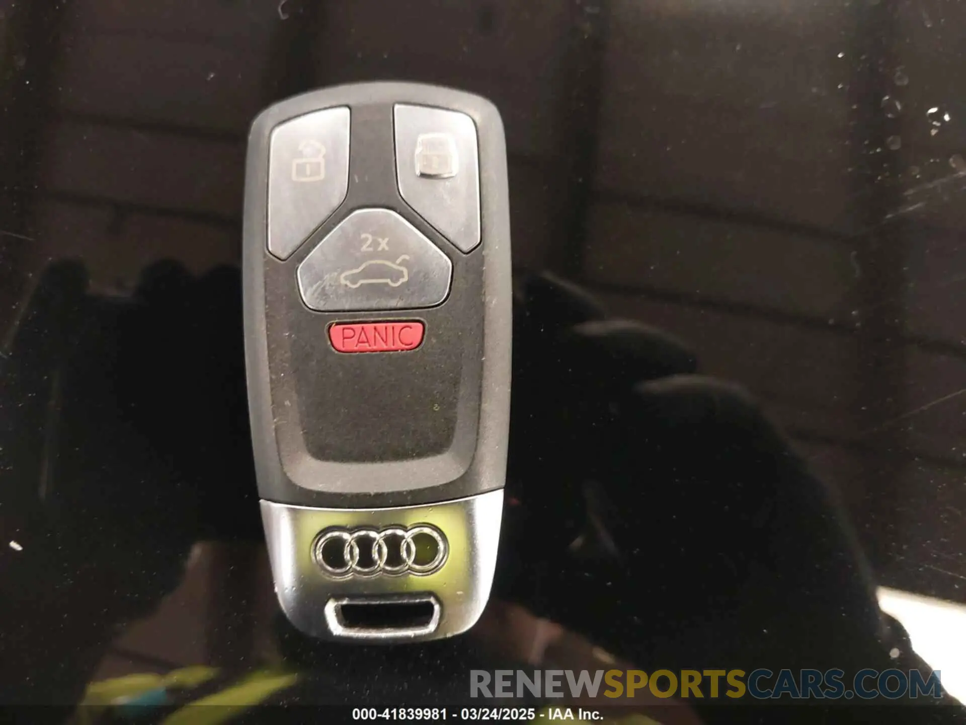 11 Photograph of a damaged car WAUDACF52RA017082 AUDI A5 SPORTBACK 2024