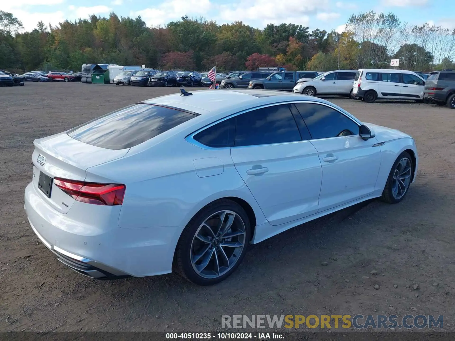 4 Photograph of a damaged car WAUDACF57RA072725 AUDI A5 SPORTBACK 2024