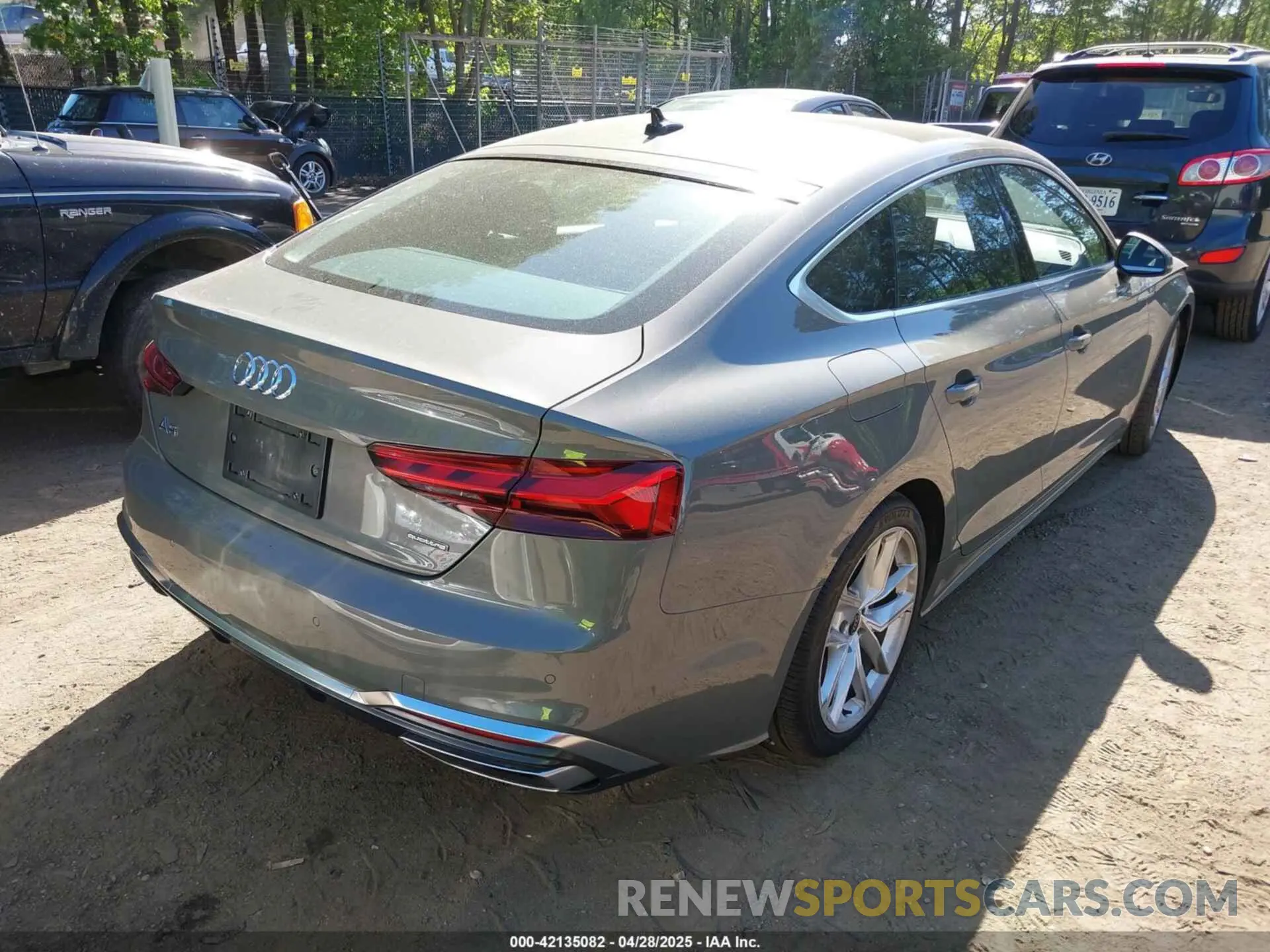 4 Photograph of a damaged car WAUFACF52RA050222 AUDI A5 SPORTBACK 2024