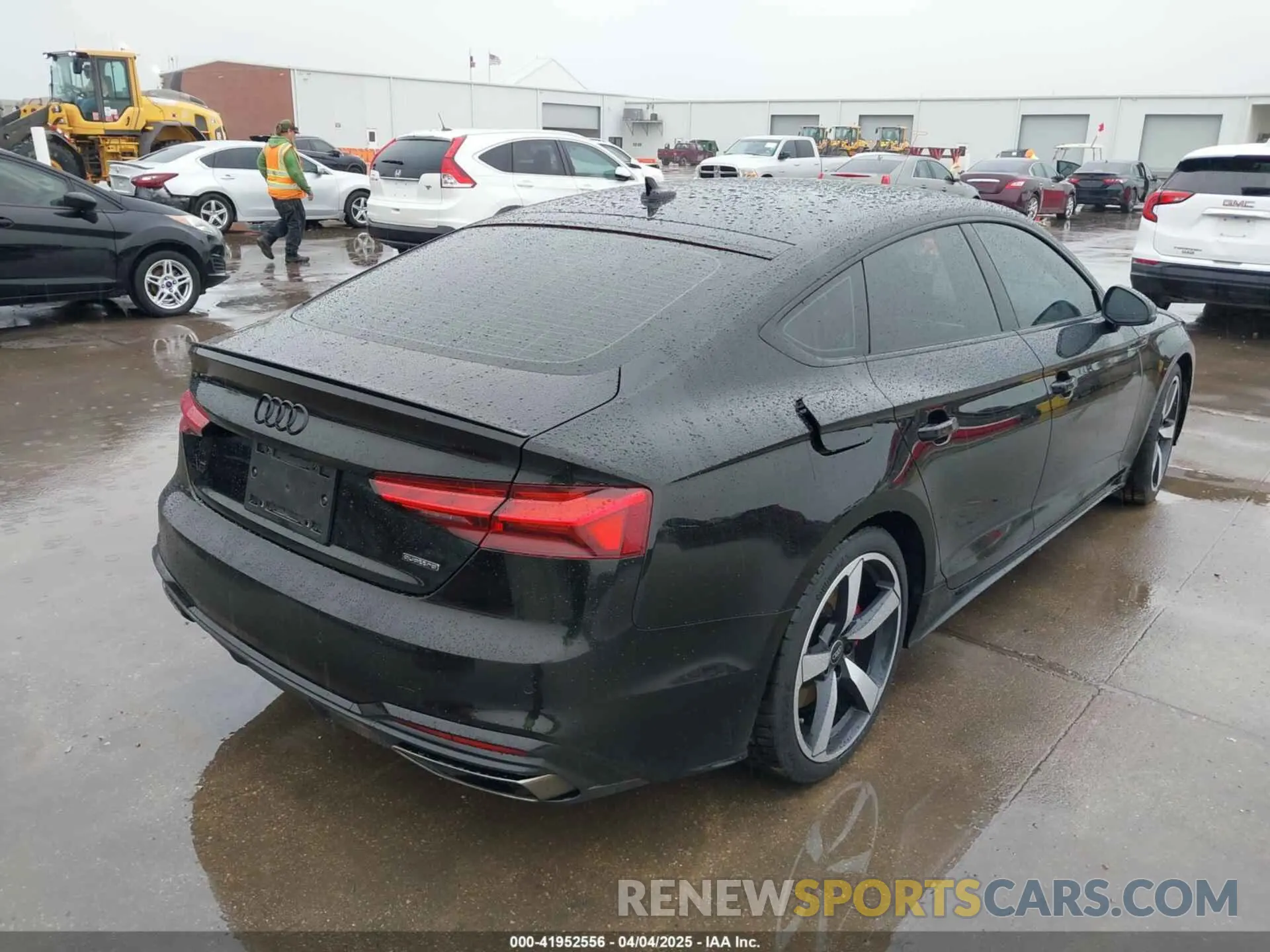 4 Photograph of a damaged car WAUFACF52RA116574 AUDI A5 SPORTBACK 2024