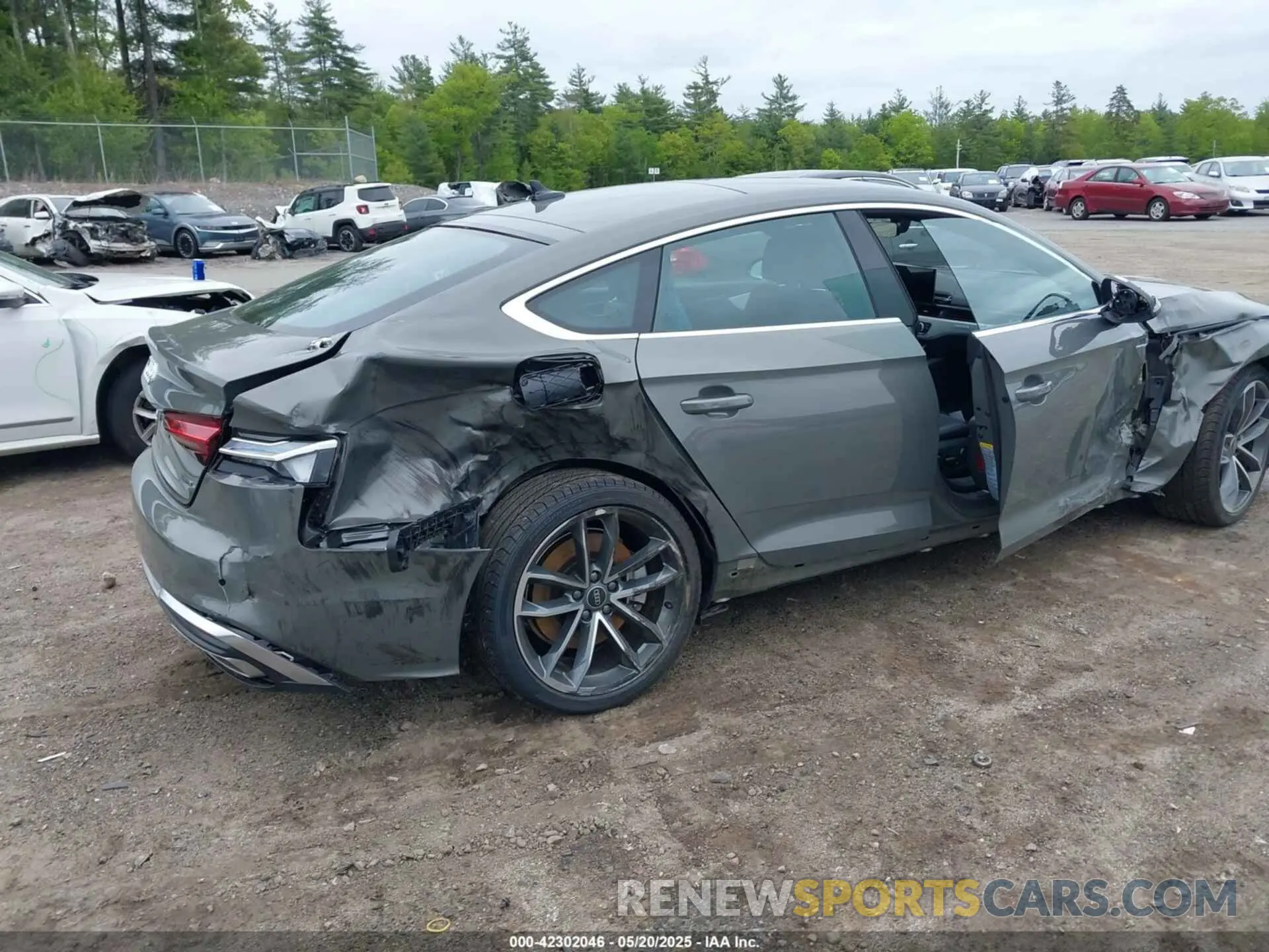 4 Photograph of a damaged car WAUFACF52RA132208 AUDI A5 SPORTBACK 2024