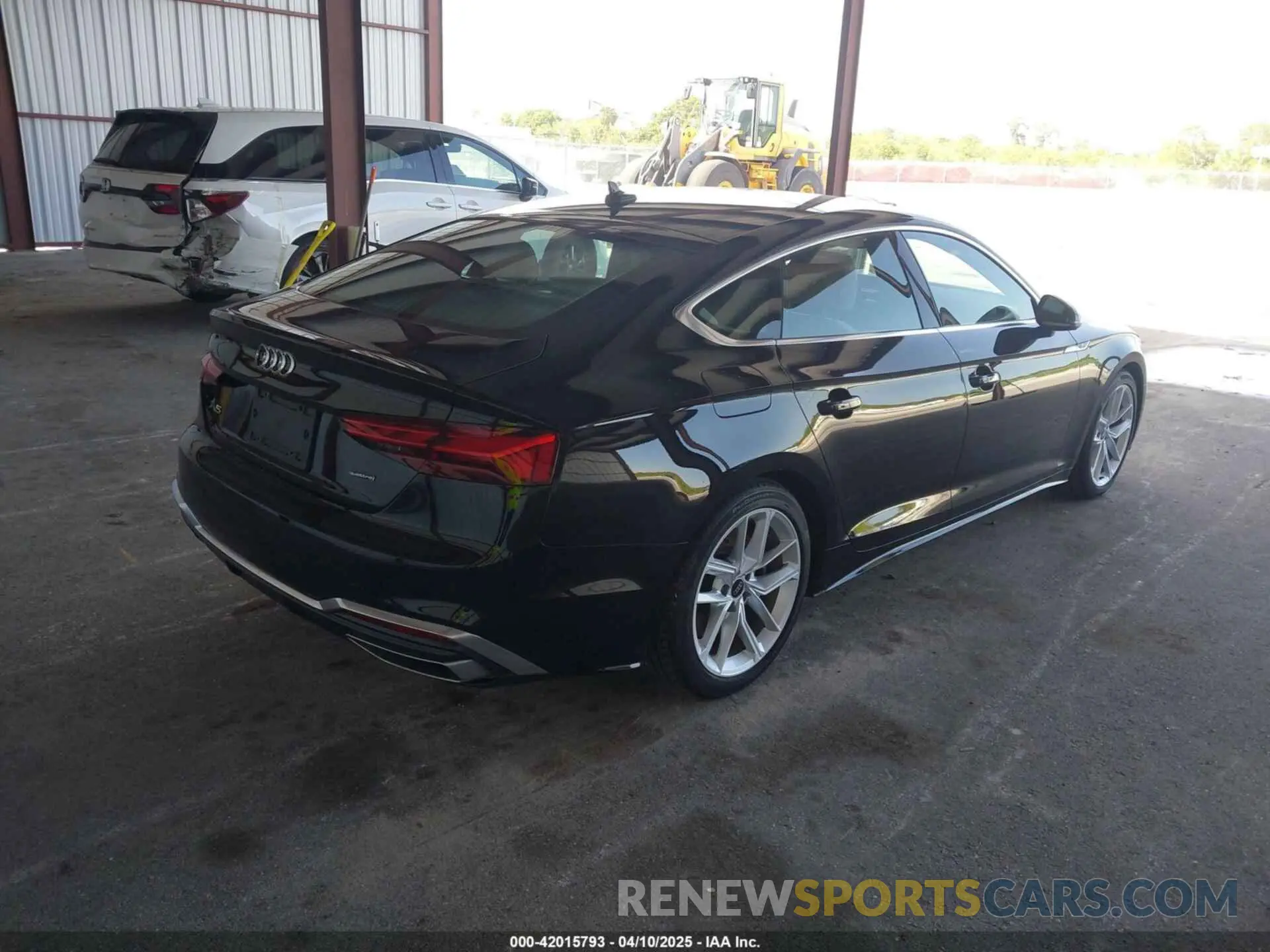 4 Photograph of a damaged car WAUFACF56RA068786 AUDI A5 SPORTBACK 2024