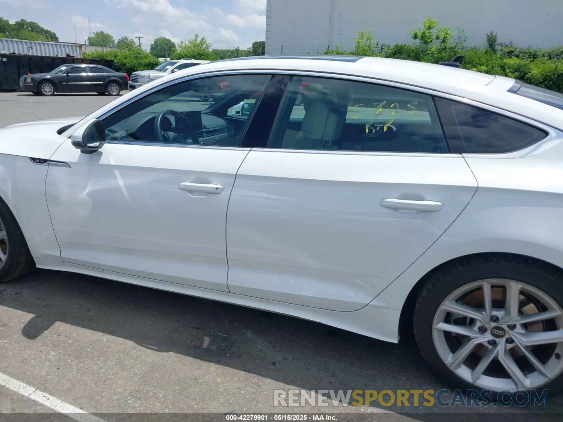 14 Photograph of a damaged car WAUFACF58RA083063 AUDI A5 SPORTBACK 2024