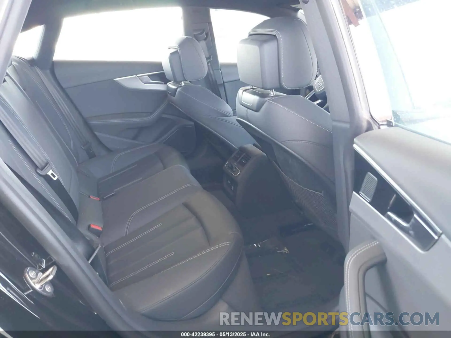 8 Photograph of a damaged car WAUFACF58RA094919 AUDI A5 SPORTBACK 2024