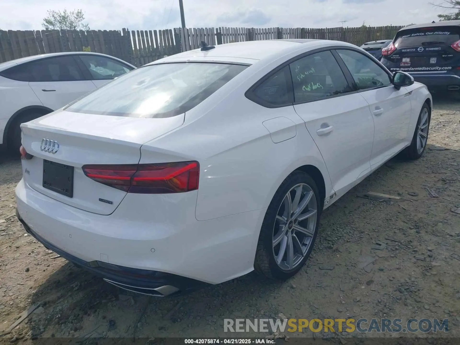 4 Фотография поврежденного автомобиля WAUDACF54SA004307 AUDI A5 SPORTBACK 2025