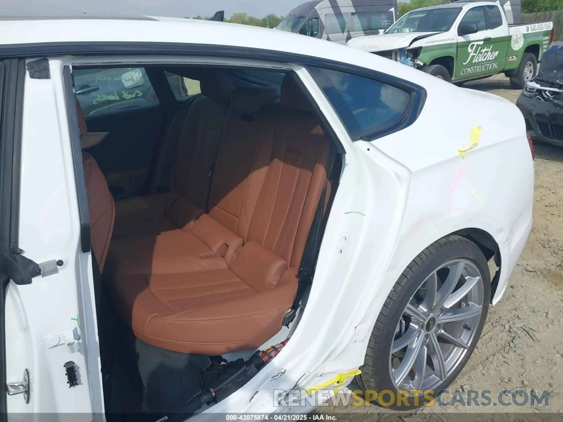 6 Фотография поврежденного автомобиля WAUDACF54SA004307 AUDI A5 SPORTBACK 2025