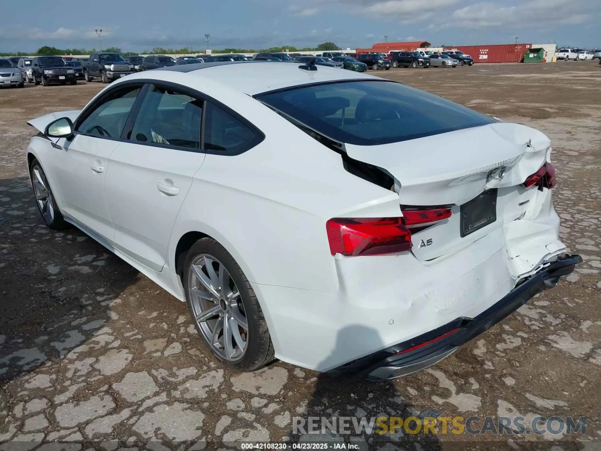 3 Фотография поврежденного автомобиля WAUDACF58SA006013 AUDI A5 SPORTBACK 2025