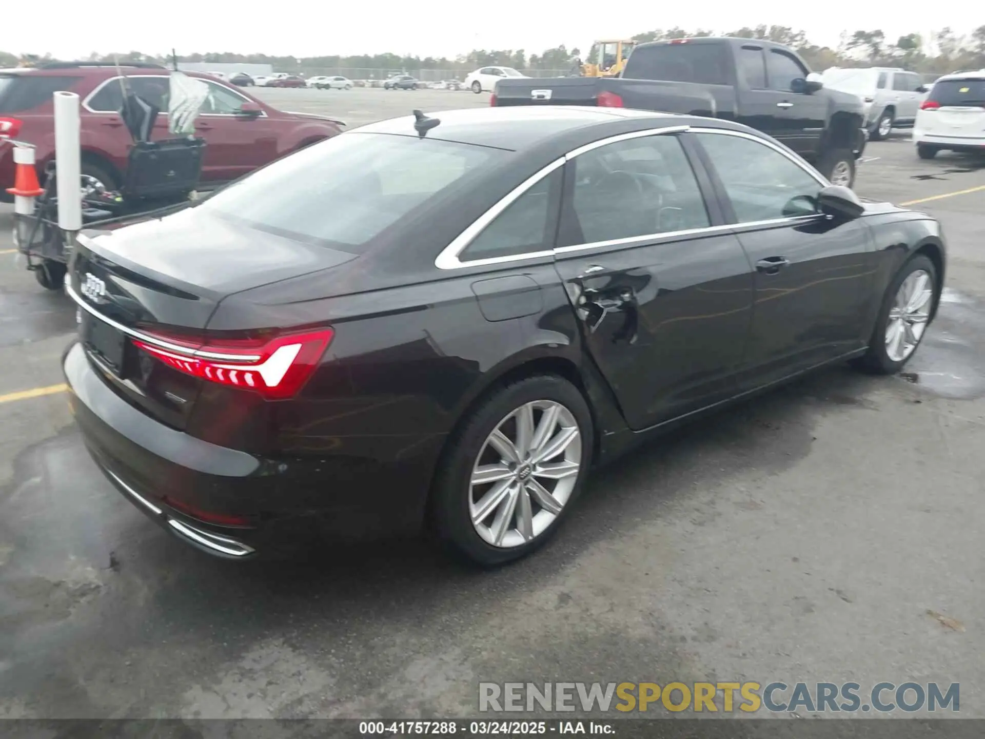 4 Фотография поврежденного автомобиля WAUD8AF21KN126914 AUDI A6 2019