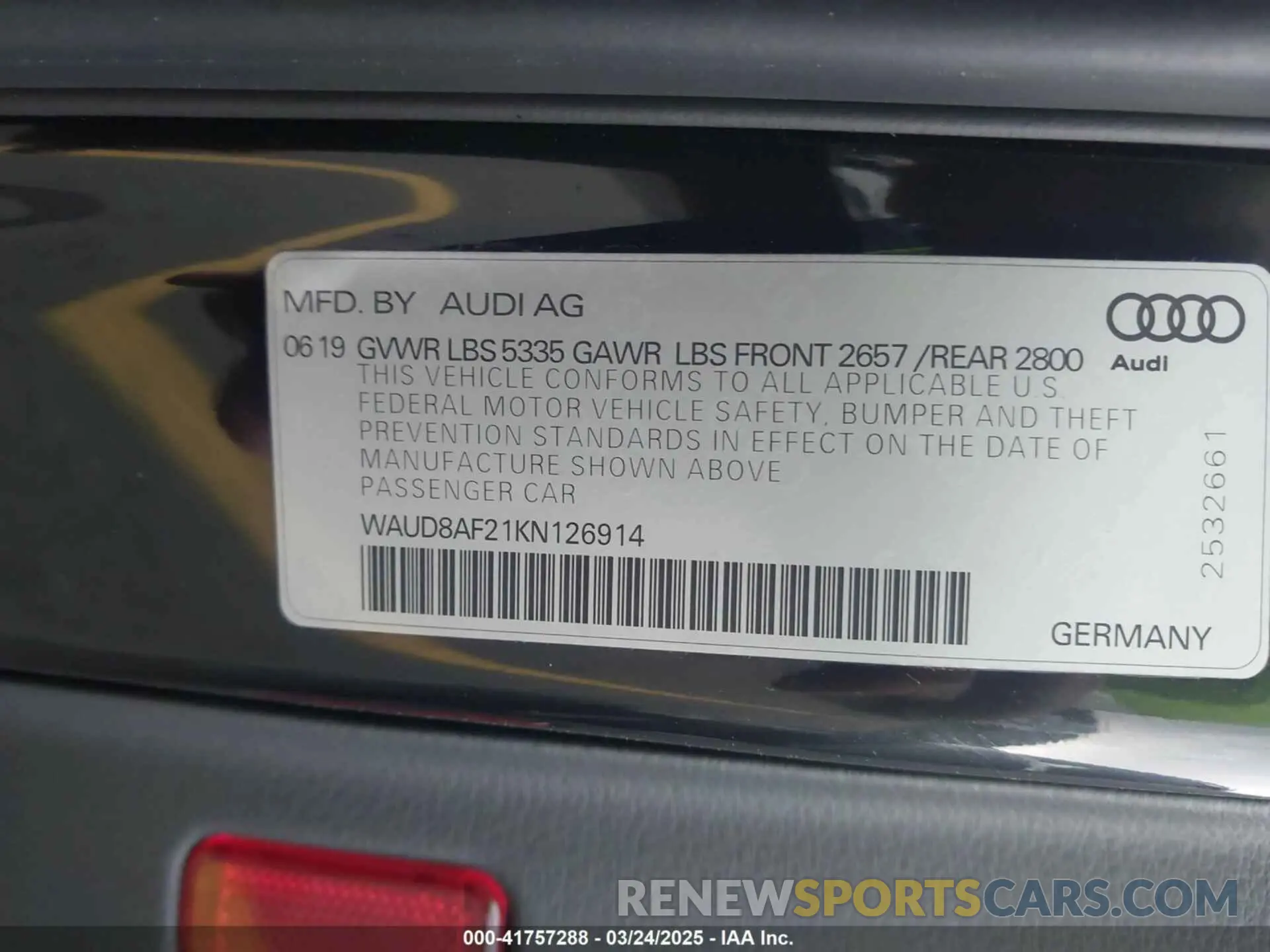9 Фотография поврежденного автомобиля WAUD8AF21KN126914 AUDI A6 2019