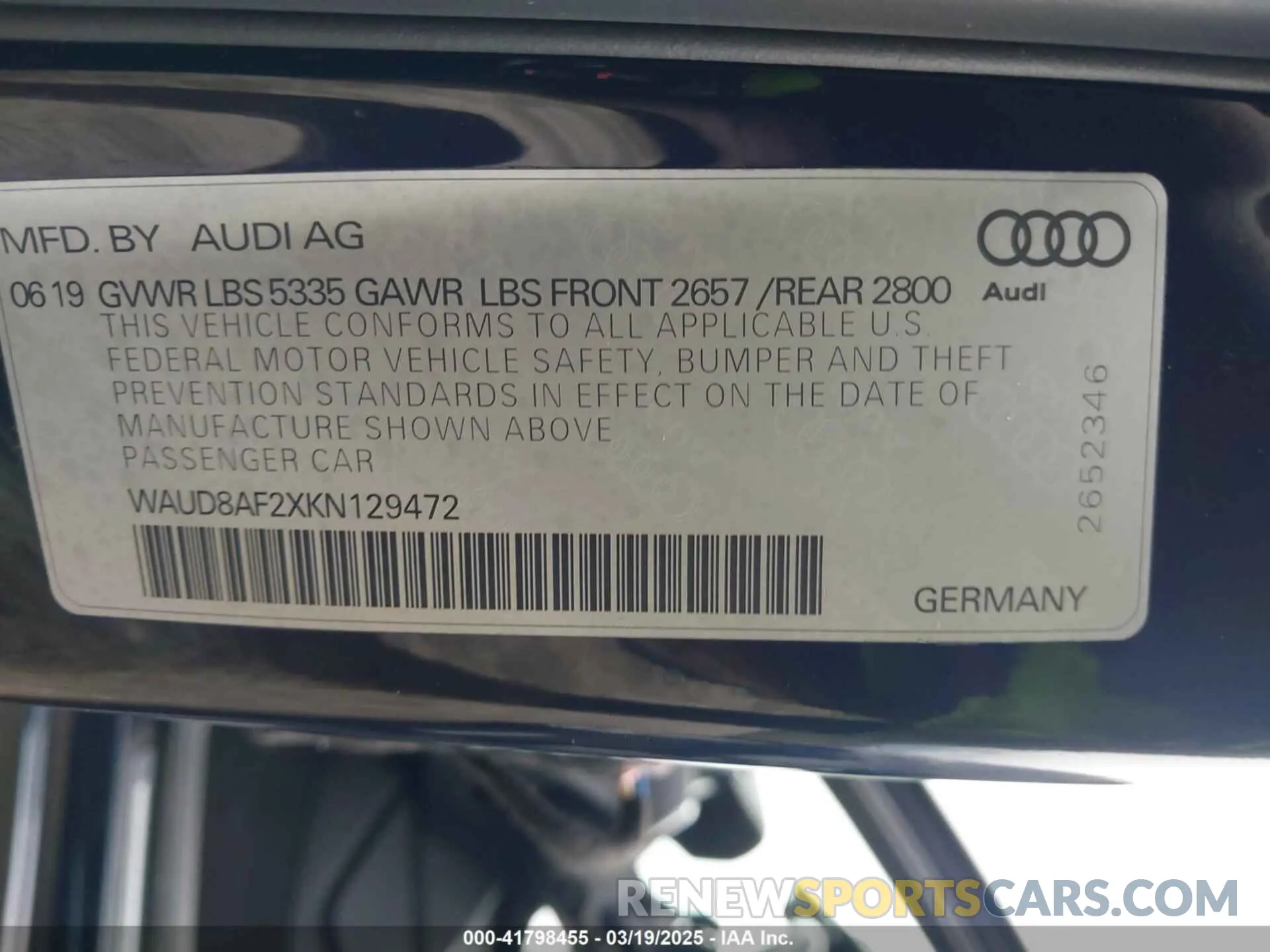 9 Photograph of a damaged car WAUD8AF2XKN129472 AUDI A6 2019