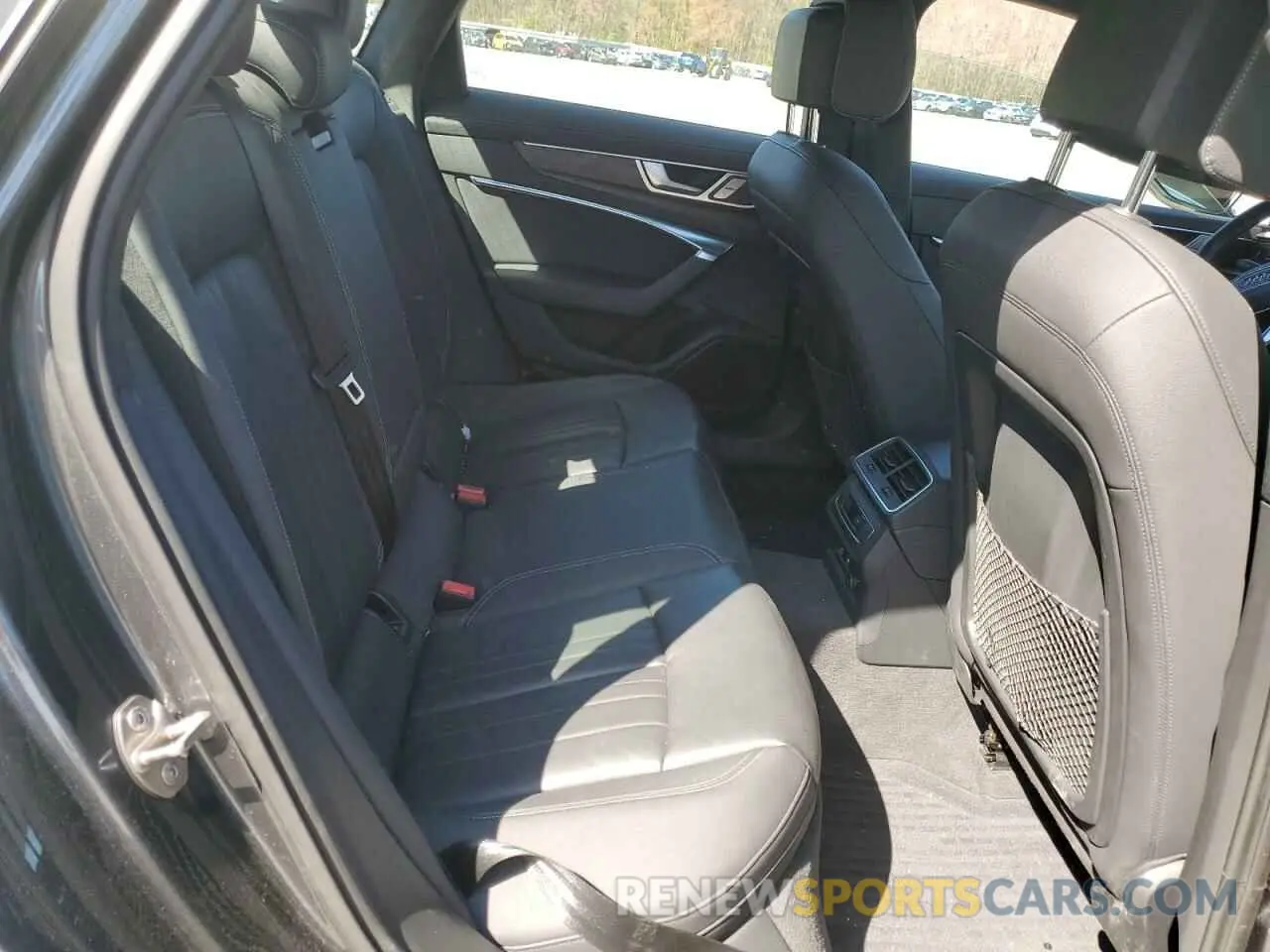 10 Фотография поврежденного автомобиля WAUK2AF21KN105022 AUDI A6 2019