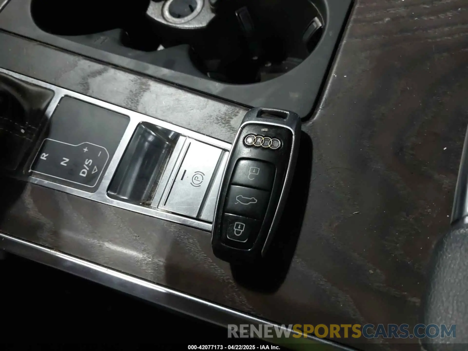 11 Photograph of a damaged car WAUK2AF23KN019159 AUDI A6 2019