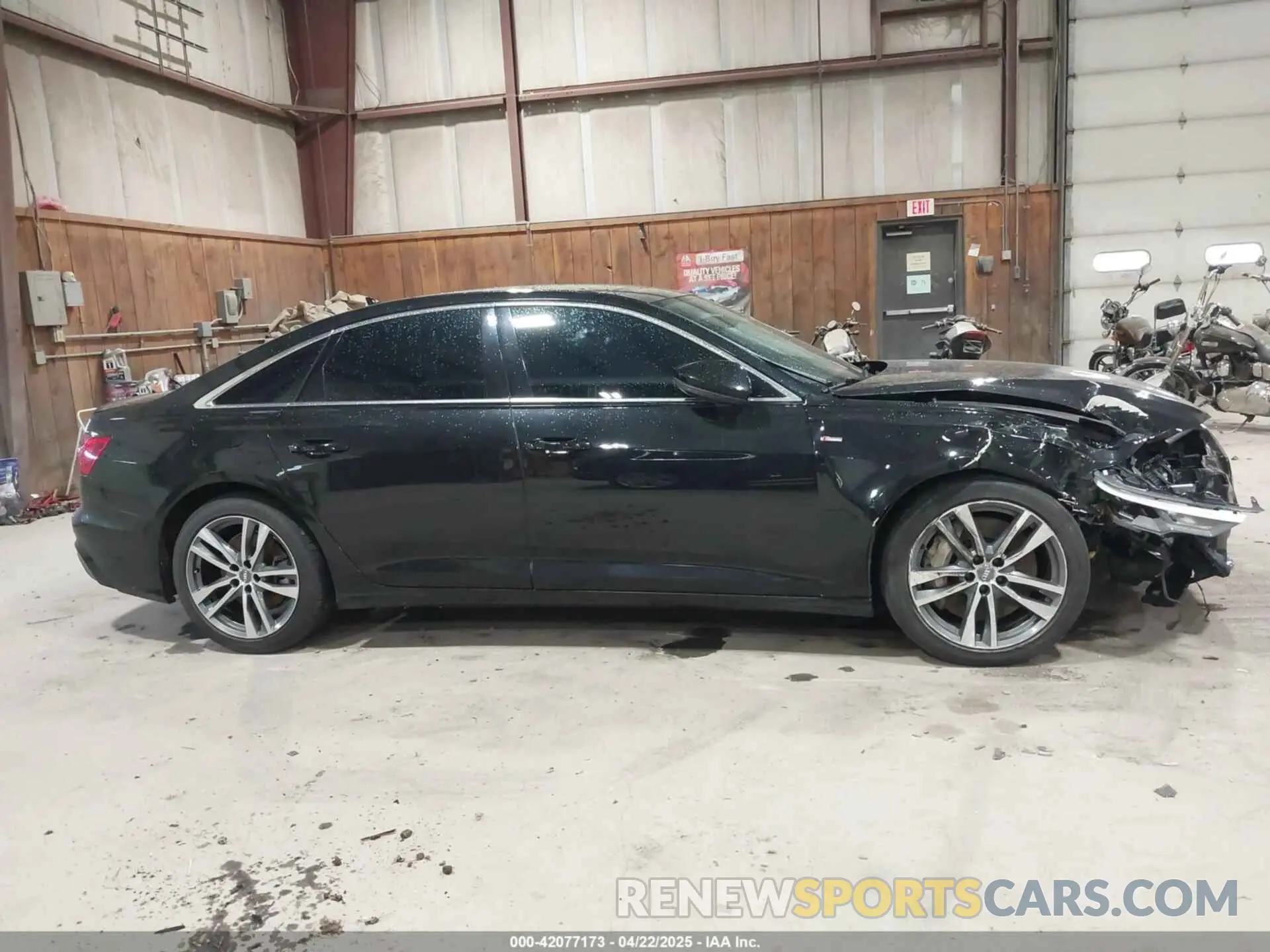 13 Photograph of a damaged car WAUK2AF23KN019159 AUDI A6 2019