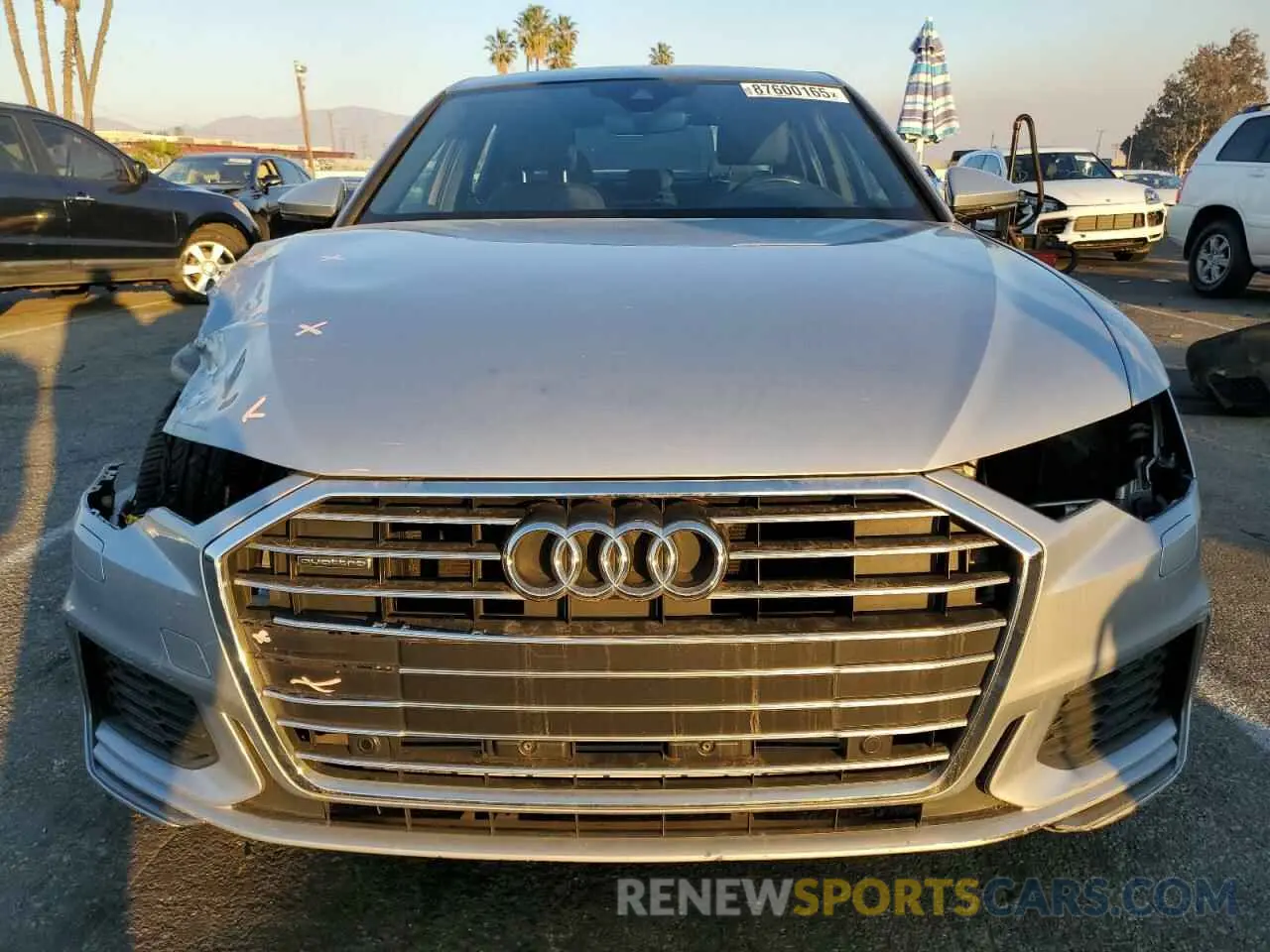 5 Photograph of a damaged car WAUK2AF25KN061963 AUDI A6 2019