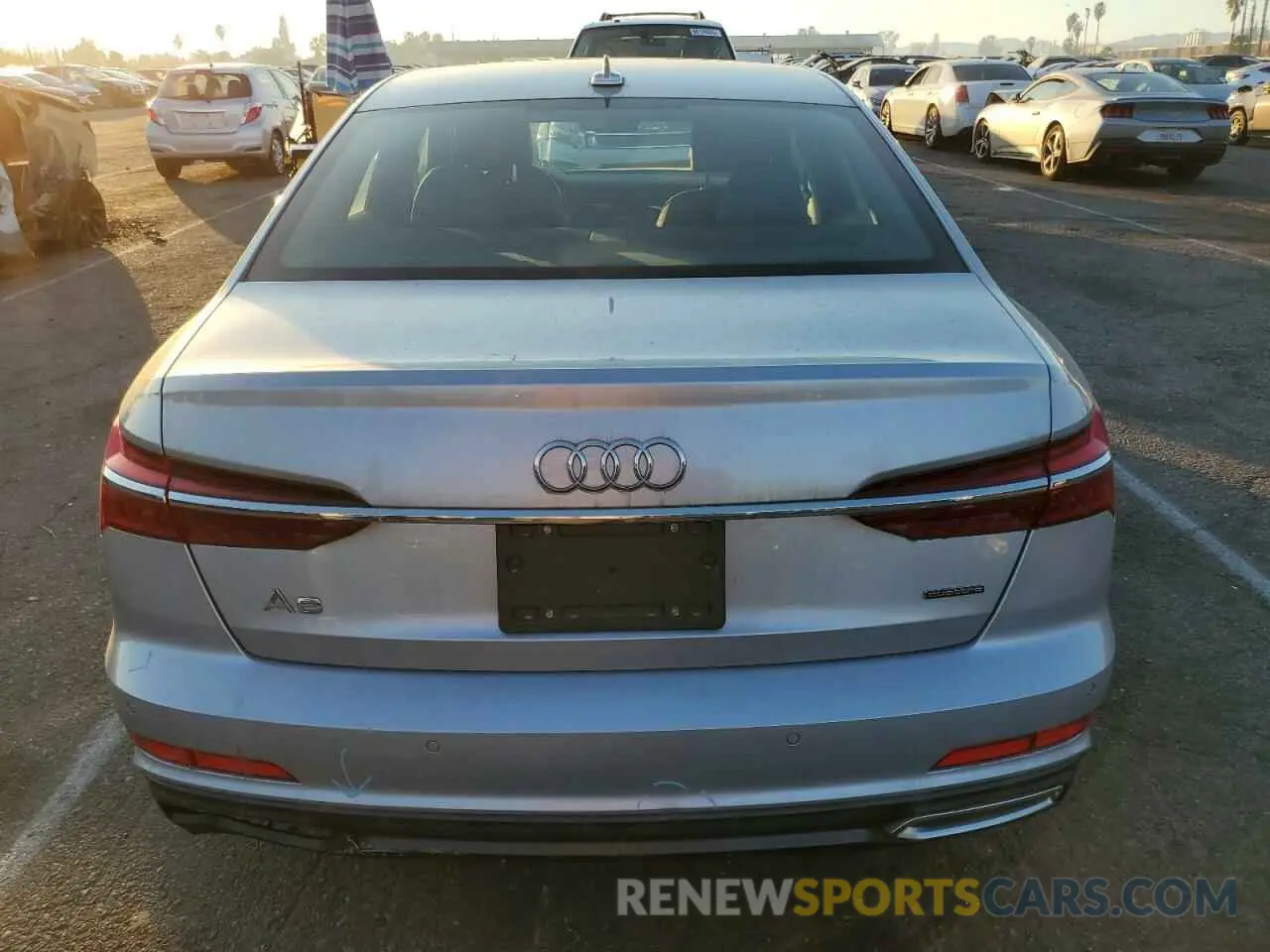 6 Photograph of a damaged car WAUK2AF25KN061963 AUDI A6 2019
