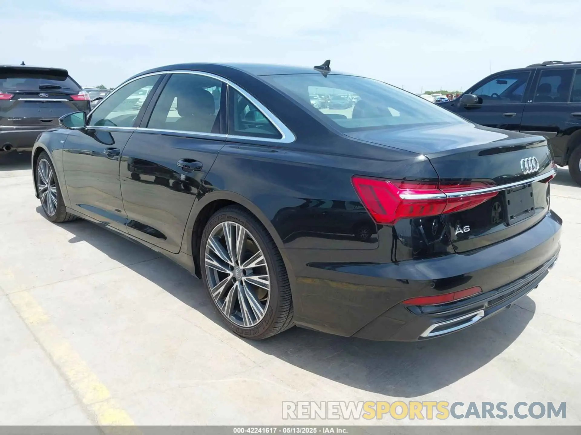 3 Фотография поврежденного автомобиля WAUK2AF29KN064896 AUDI A6 2019