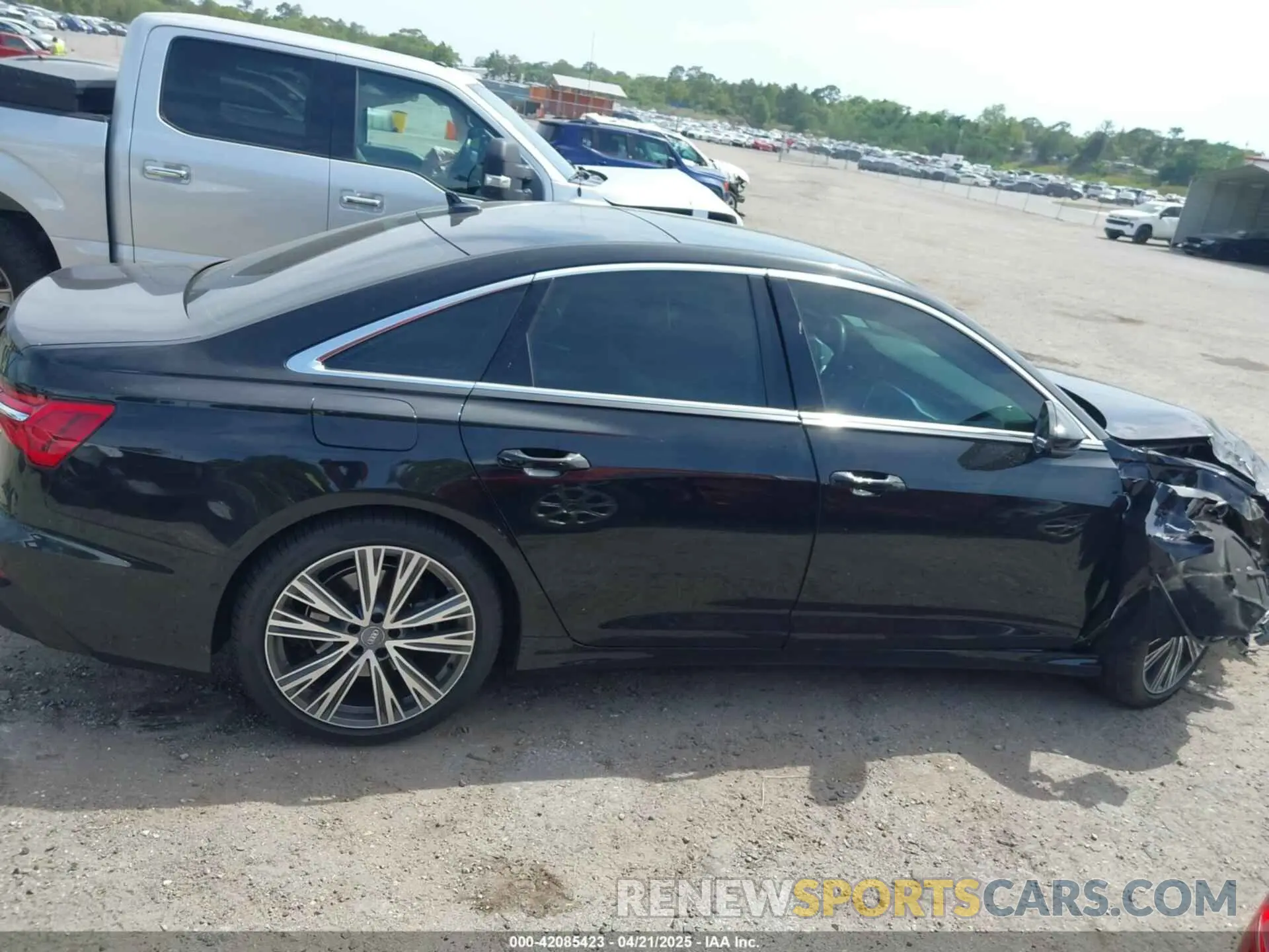 13 Photograph of a damaged car WAUL2AF21KN059468 AUDI A6 2019