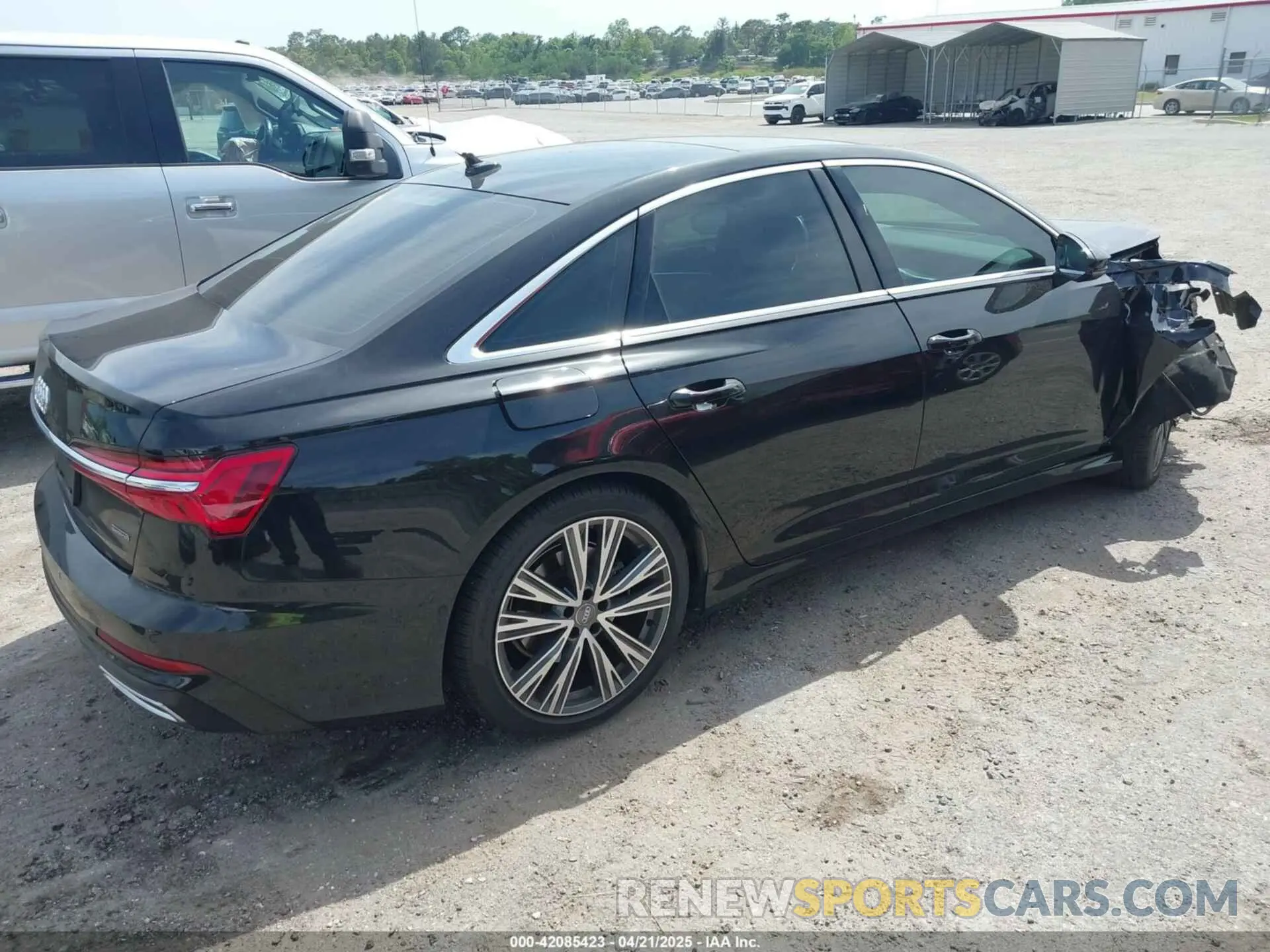 4 Photograph of a damaged car WAUL2AF21KN059468 AUDI A6 2019
