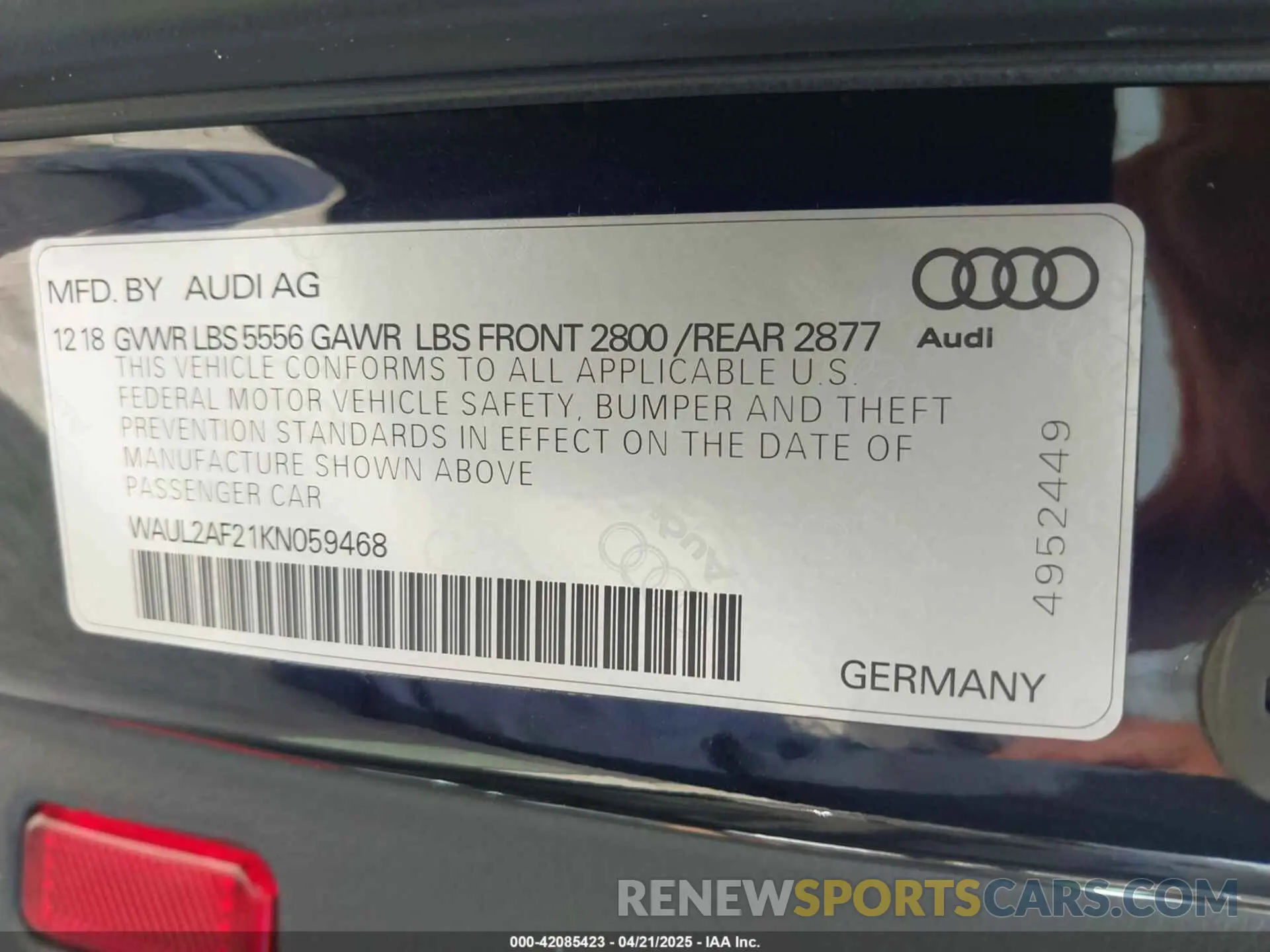 9 Photograph of a damaged car WAUL2AF21KN059468 AUDI A6 2019