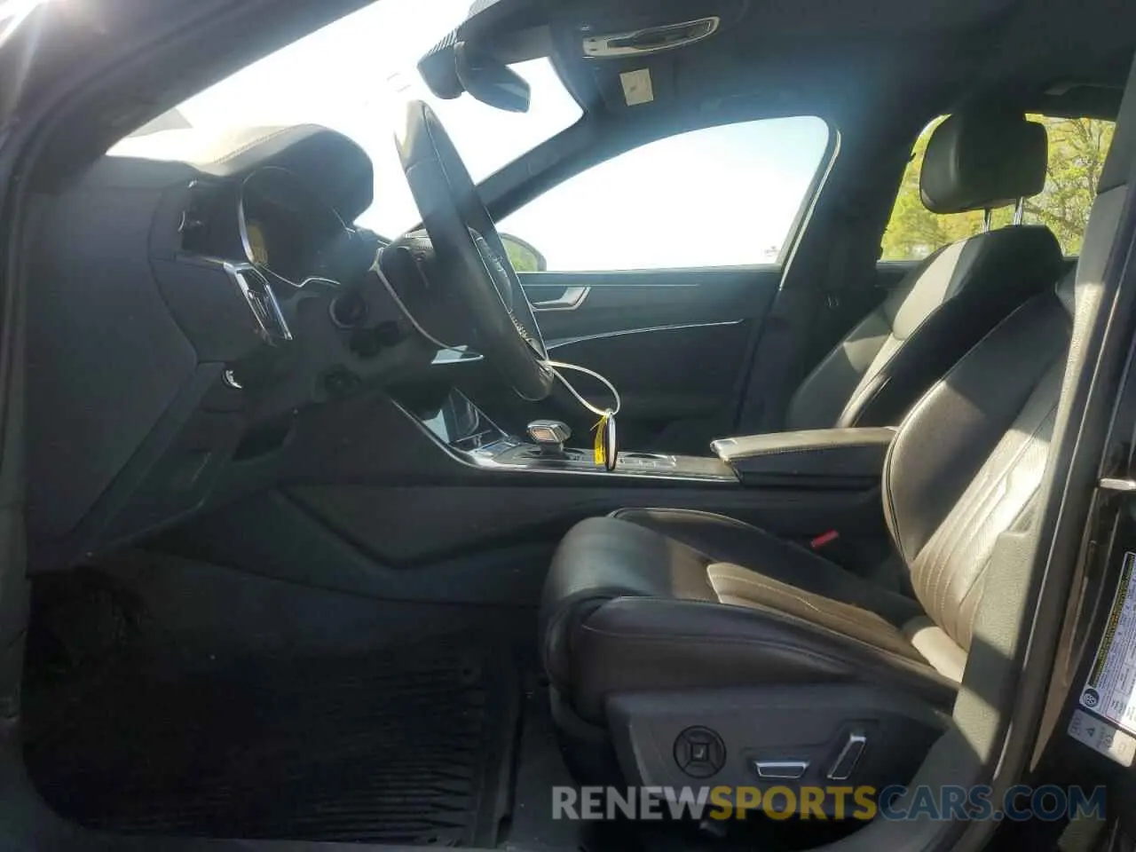 7 Photograph of a damaged car WAUL2AF21KN097041 AUDI A6 2019