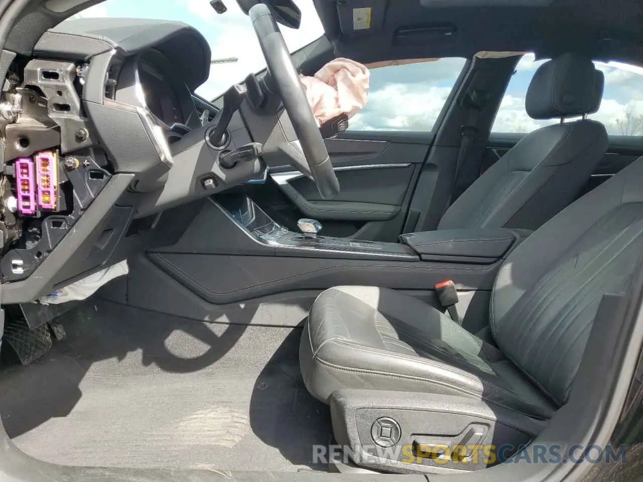 7 Фотография поврежденного автомобиля WAUL2AF23KN091158 AUDI A6 2019