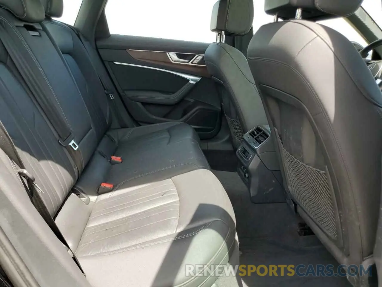 10 Фотография поврежденного автомобиля WAUL2AF24KN056273 AUDI A6 2019