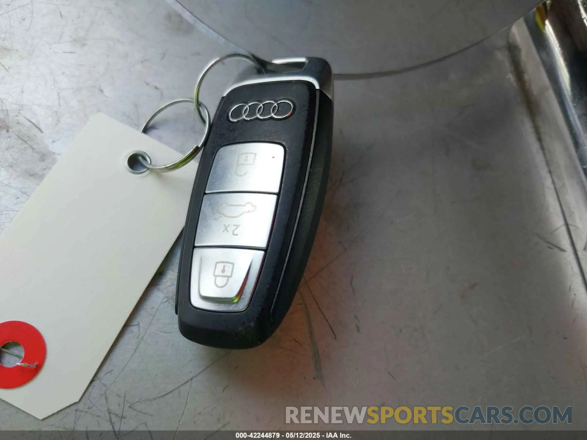 11 Photograph of a damaged car WAUL2AF26KN116506 AUDI A6 2019
