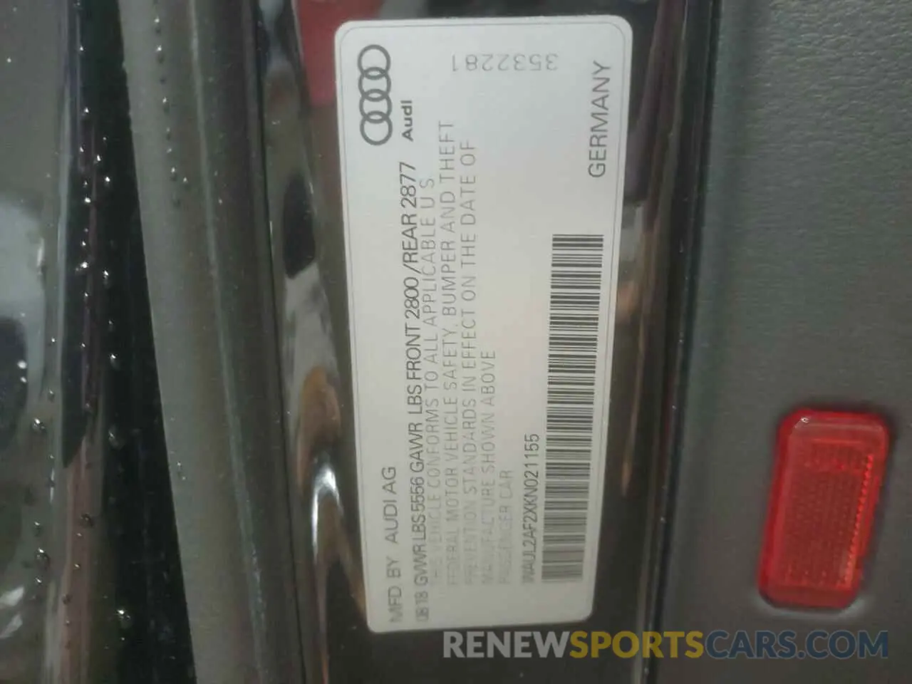 13 Фотография поврежденного автомобиля WAUL2AF2XKN021155 AUDI A6 2019