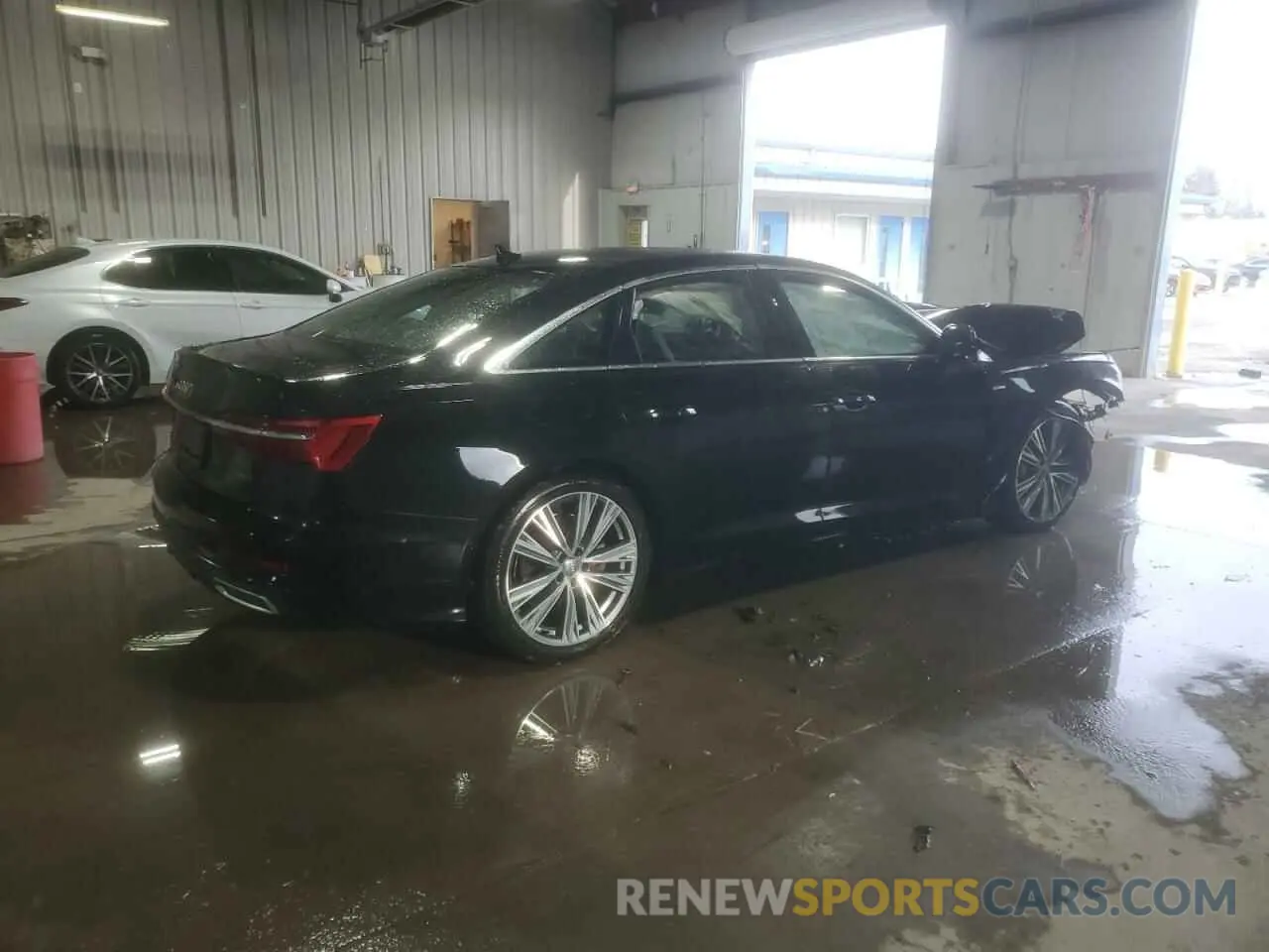 3 Фотография поврежденного автомобиля WAUL2AF2XKN021155 AUDI A6 2019